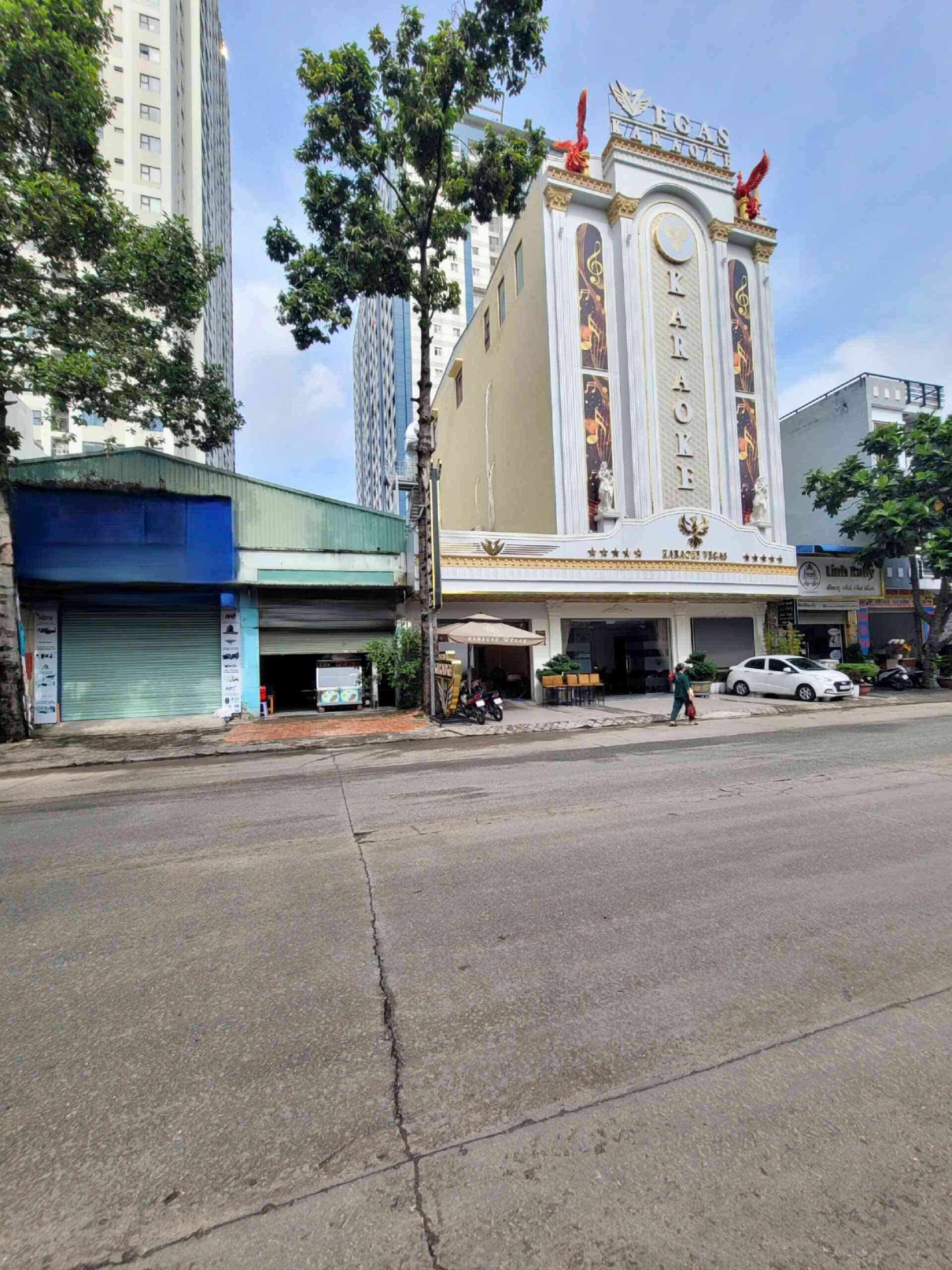 Bán nhà cấp 4 (5x24.9m), đường N2 KDC Sóng Thần B kế Vincom 550