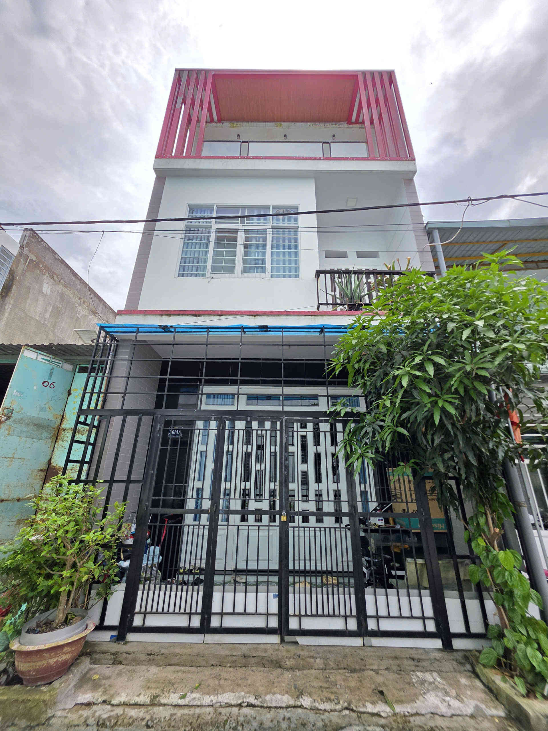 Bán nhà 1T2L 5.3x12.5m, hẻm Nguyễn Du p. Bình Hòa gần chợ 434