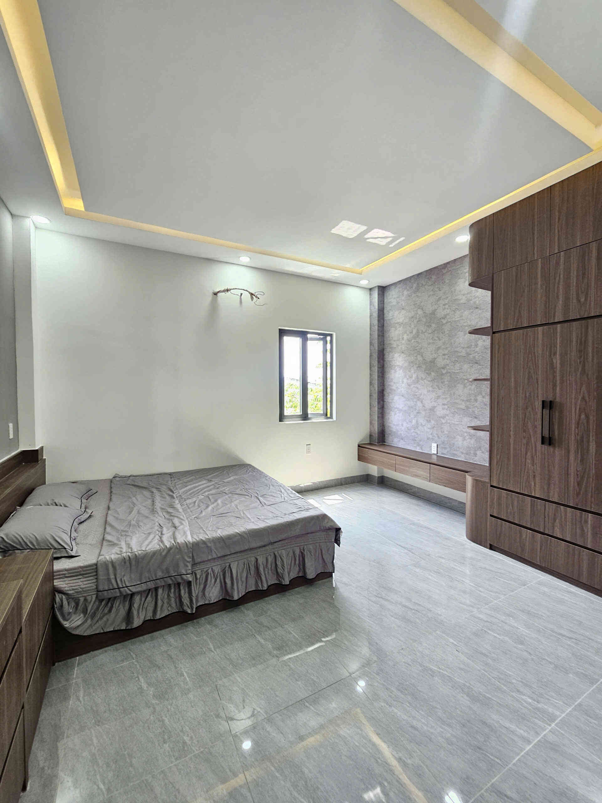 htl7102-(12)_optimized