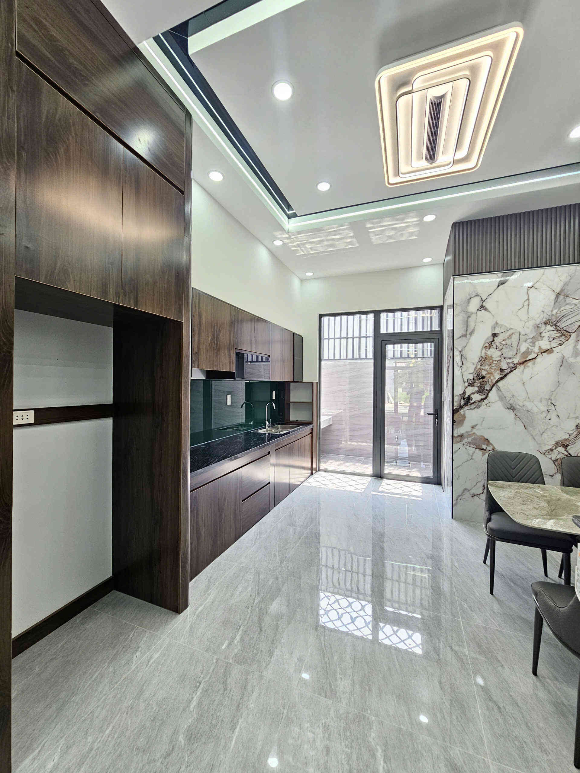 htl7102-(8)_optimized