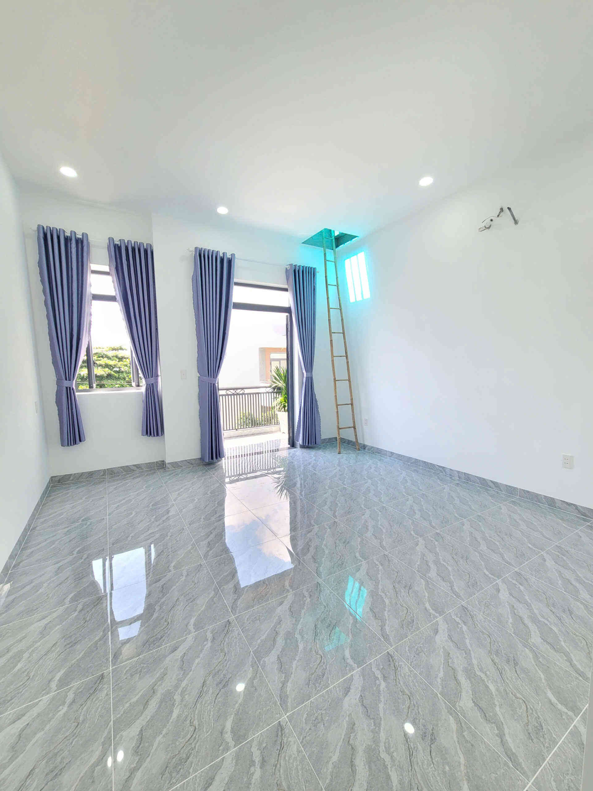 htl7273-(12)_optimized