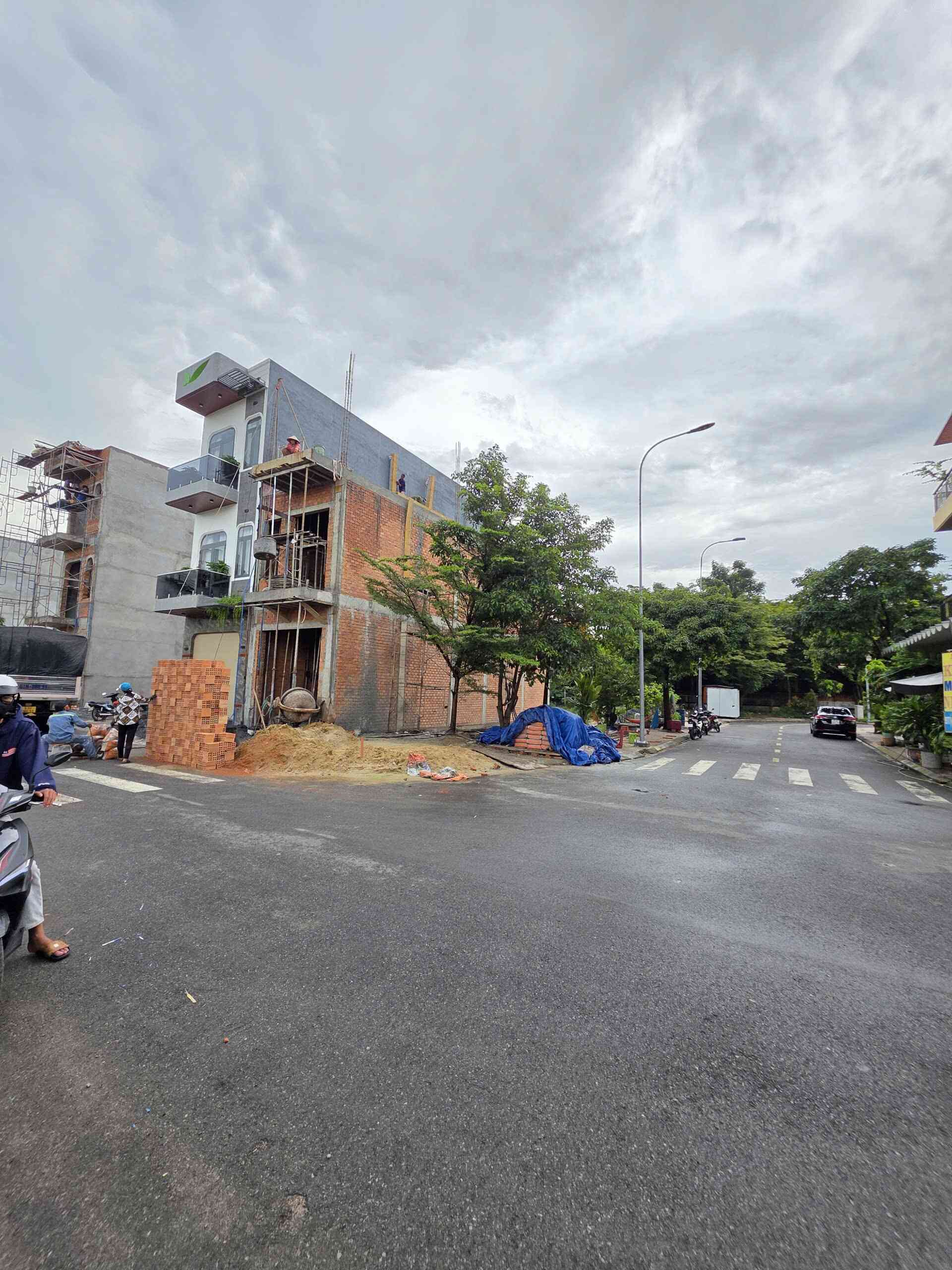 Bán lô góc 5.2x19m, đường N1 KDC Lê Phong An Phú 1 p.An Phú gần chợ Thành Nam