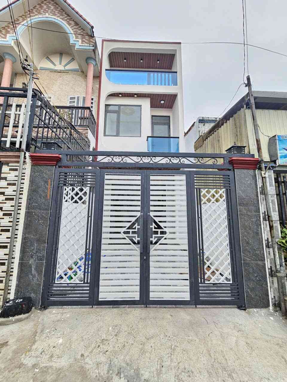 Bán nhà mới 1T1L 4x19m, hẻm Bình Thung p. Bình An gần chợ Bình An