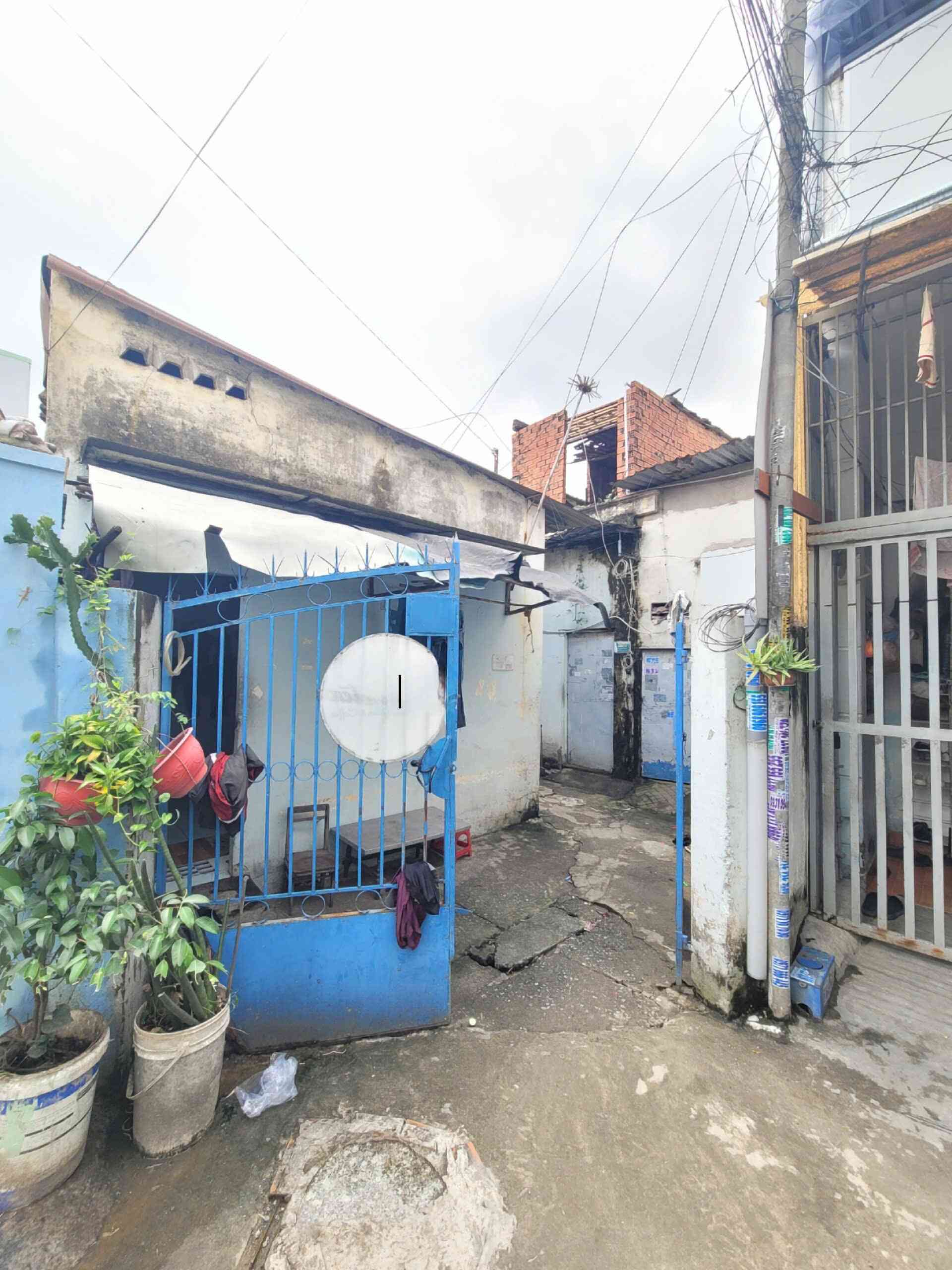 Bán dãy trọ 10.4x22m, hẻm Nguyễn Đức Thiệu p. Dĩ An, thu nhập 16tr/th