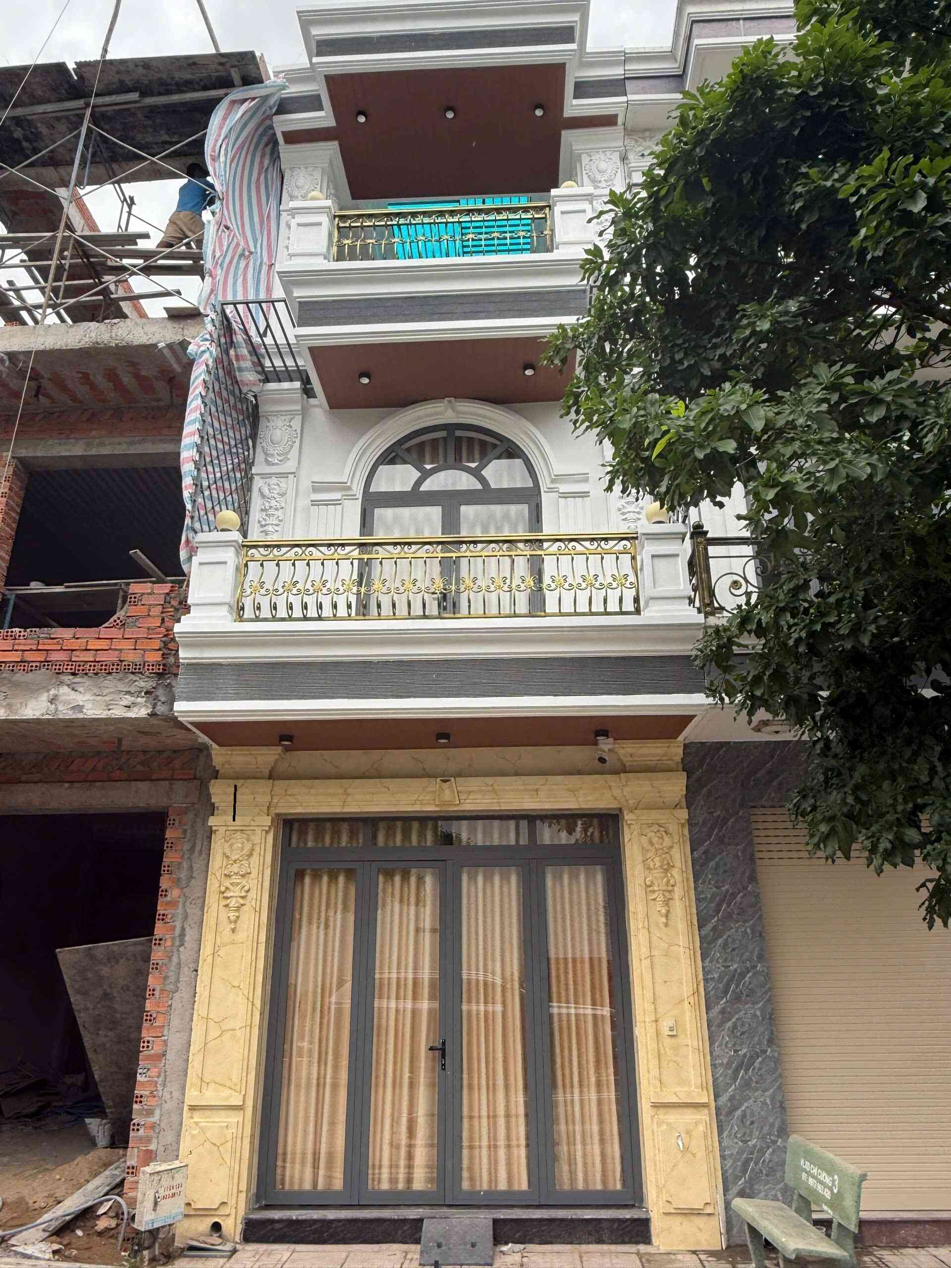 Bán nhà mới 1T2L 4x17m hoàn công, đường D1 KDC Lê Phong Bình Chuẩn 1, full nội thất