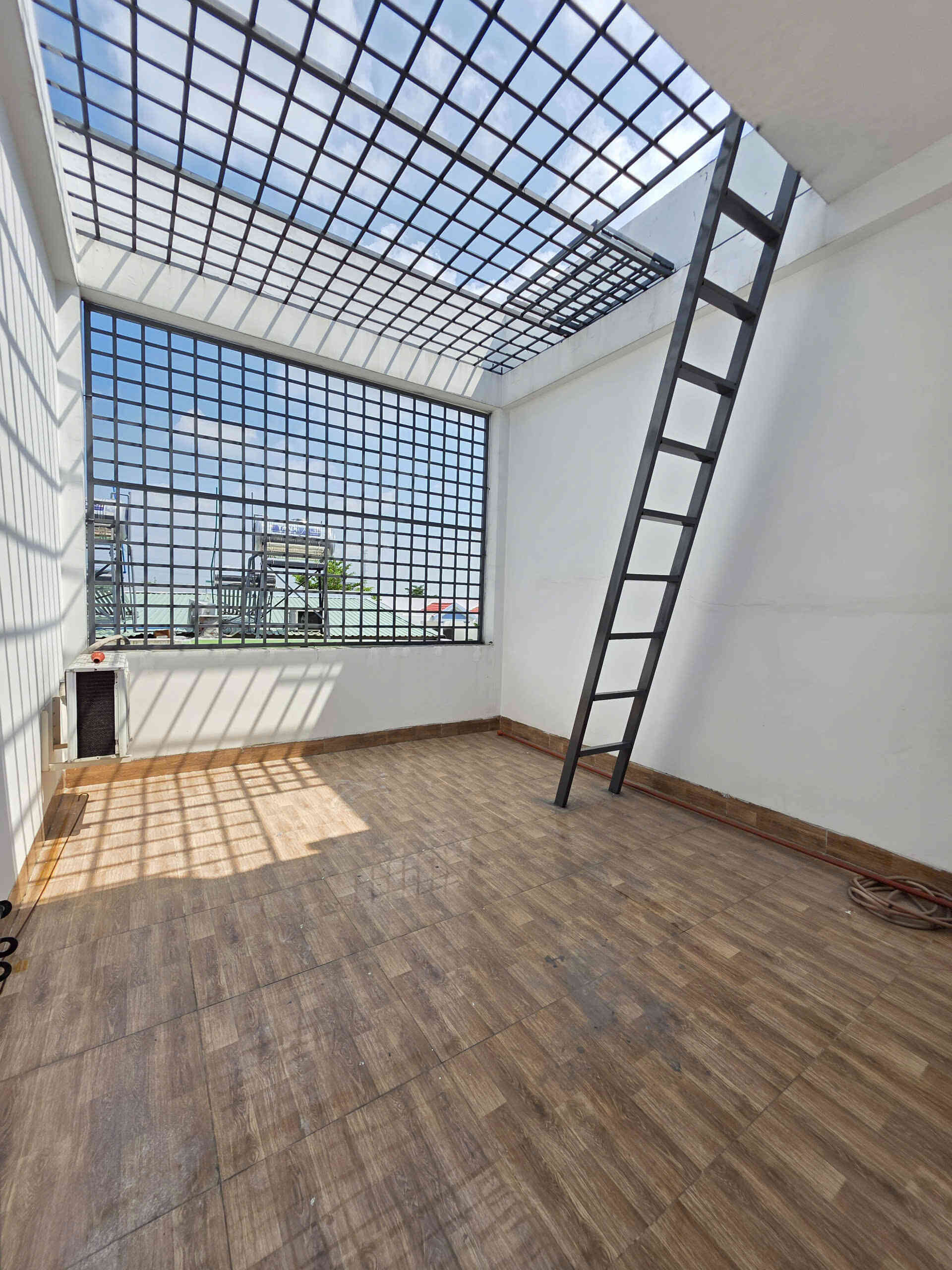 htl7789-(18)_optimized