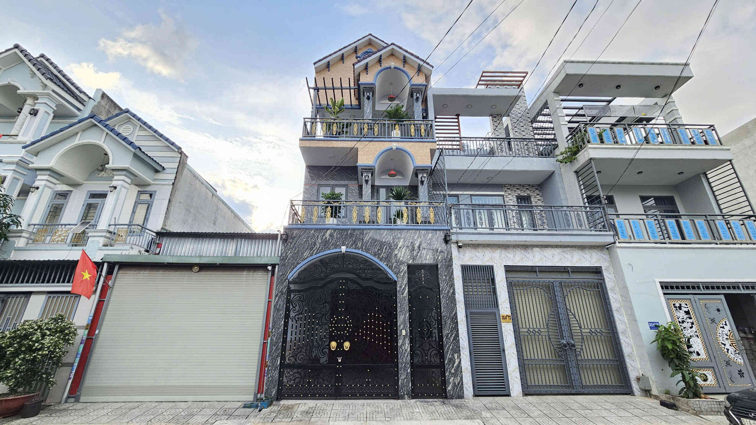 Bán nhà mới 1T2L 5x18m hoàn công, đường số 2 KDC Triệu Hoàng Long, full nội thất