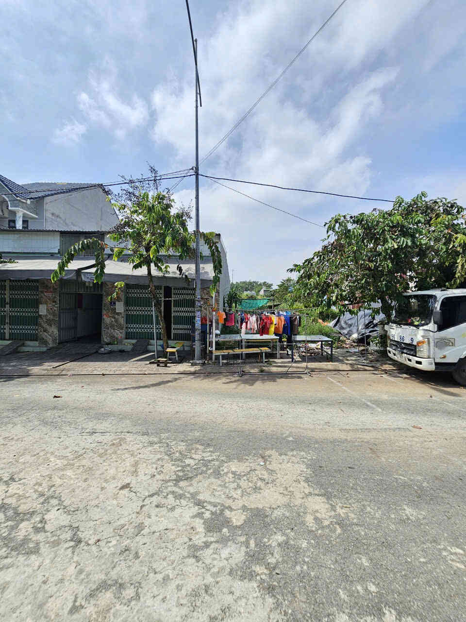 Bán đất 6x22.3m, đường D6 KDC Hố Lang p.Tân Bình