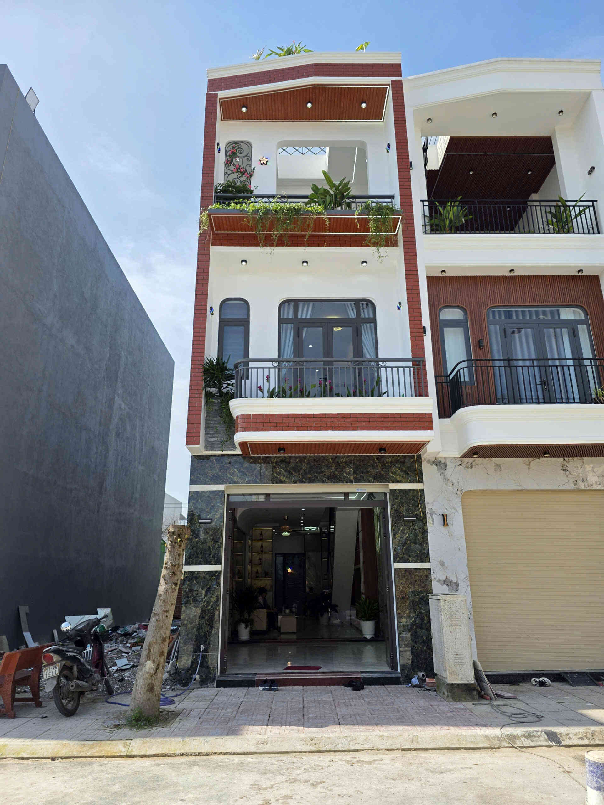 Bán nhà mới 1T2L 4x16m, đường N2 KDC Lê Phong An Phú 3 p.An Phú, full nội thất