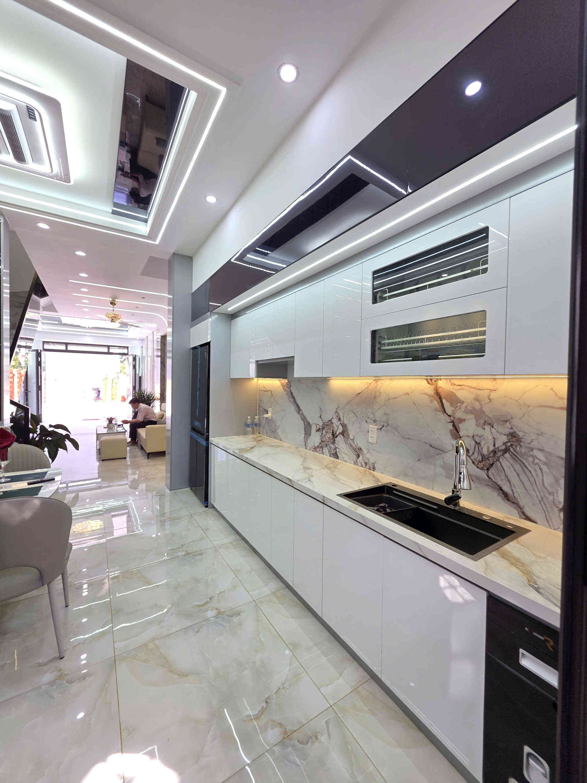 htl7051-(8)_optimized