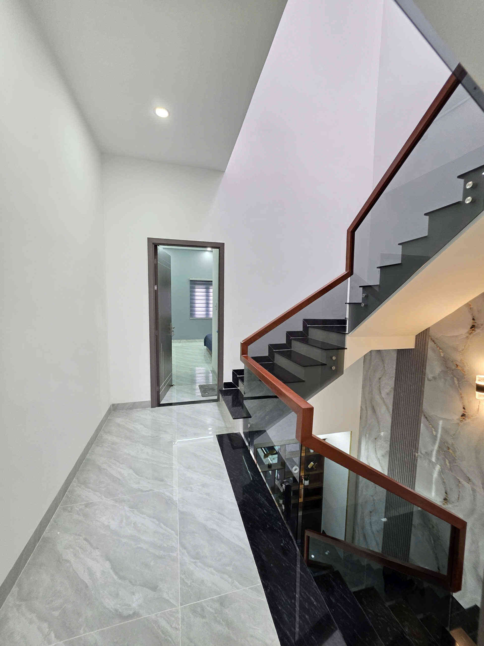 htl8011-(12)_optimized