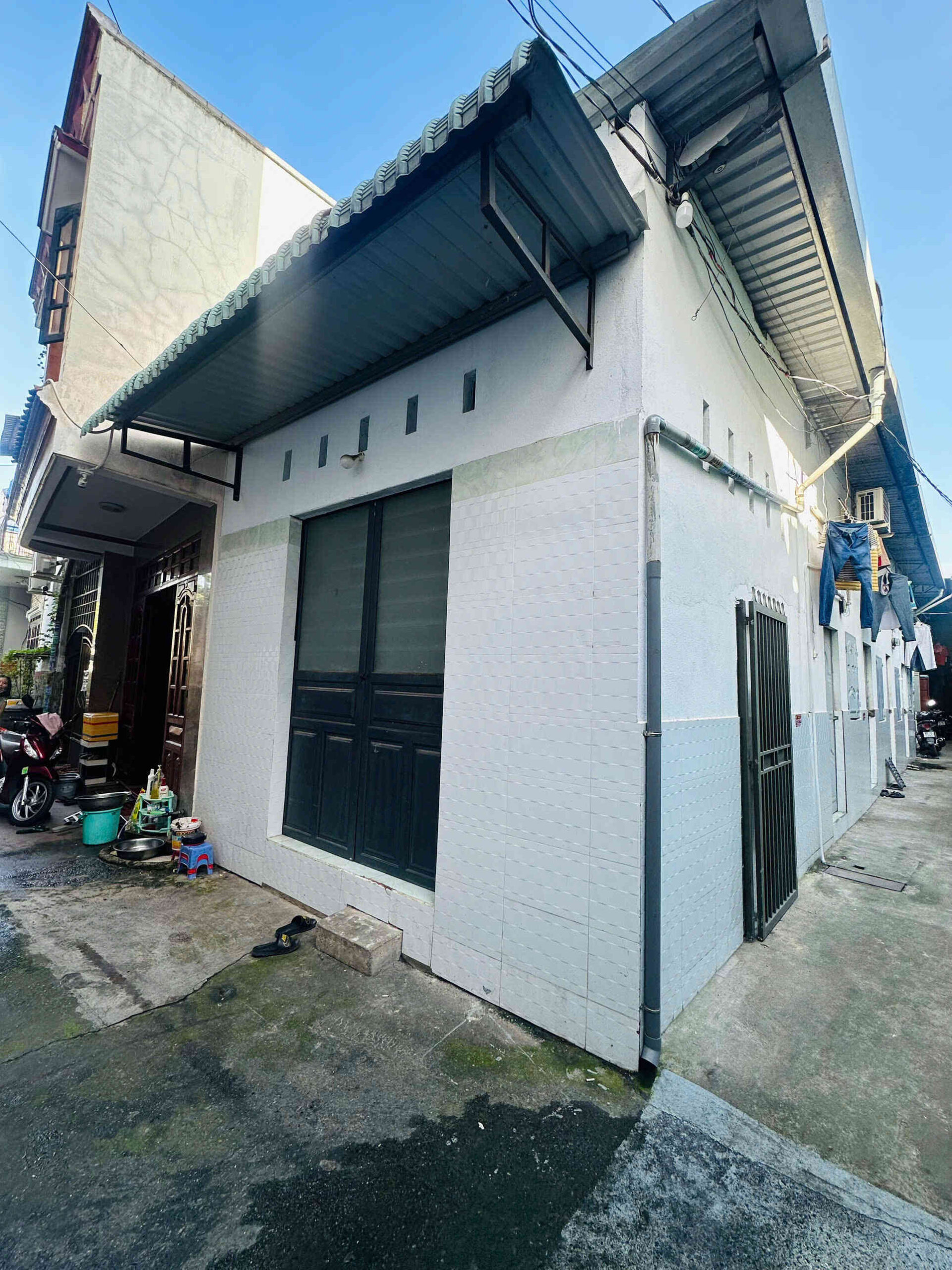 Bán dãy trọ 5x24m, hẻm Nguyễn Du p. Bình Hòa gần chợ 434, thu nhập 12tr/th