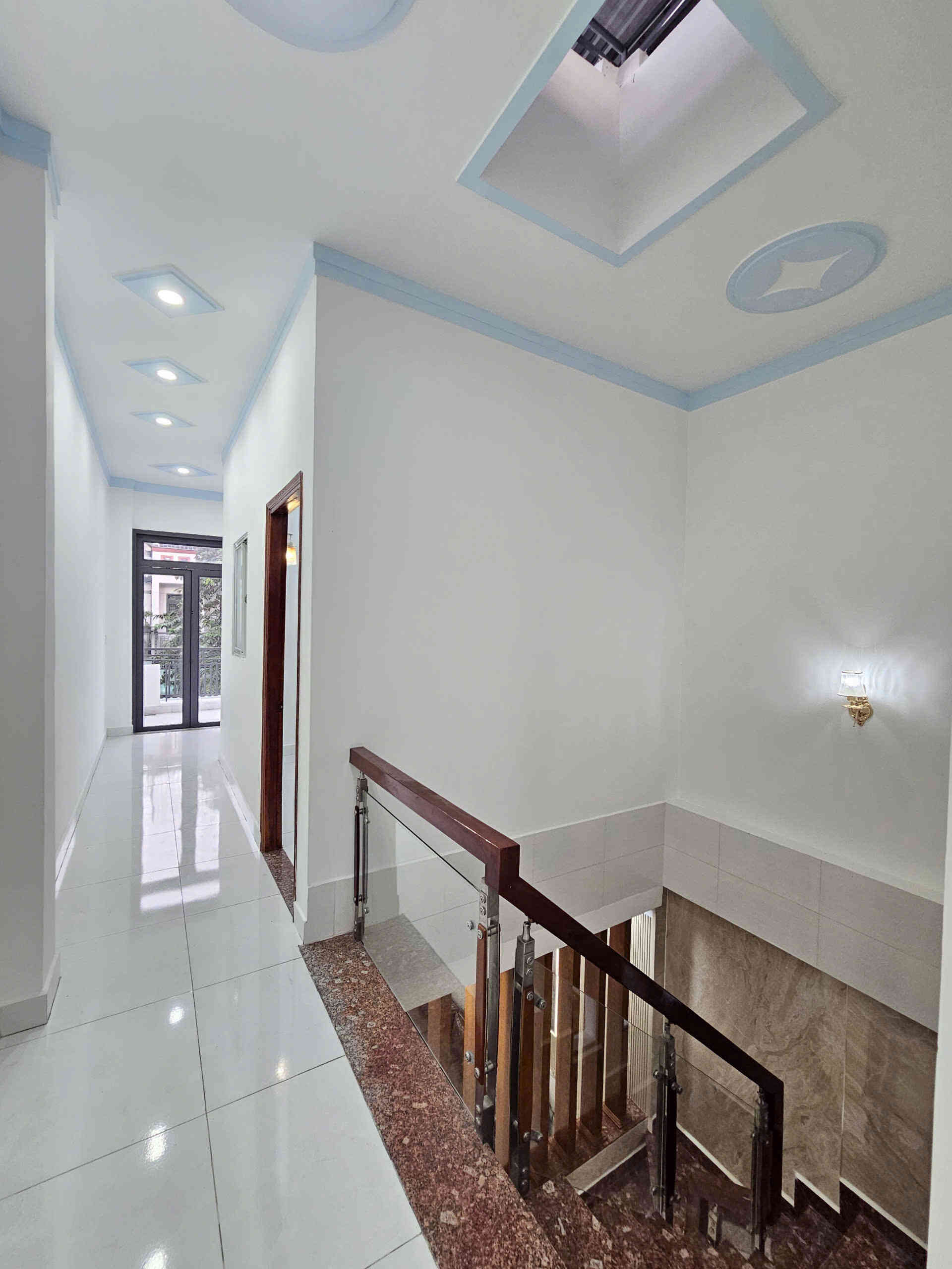 htl8124-(10)_optimized