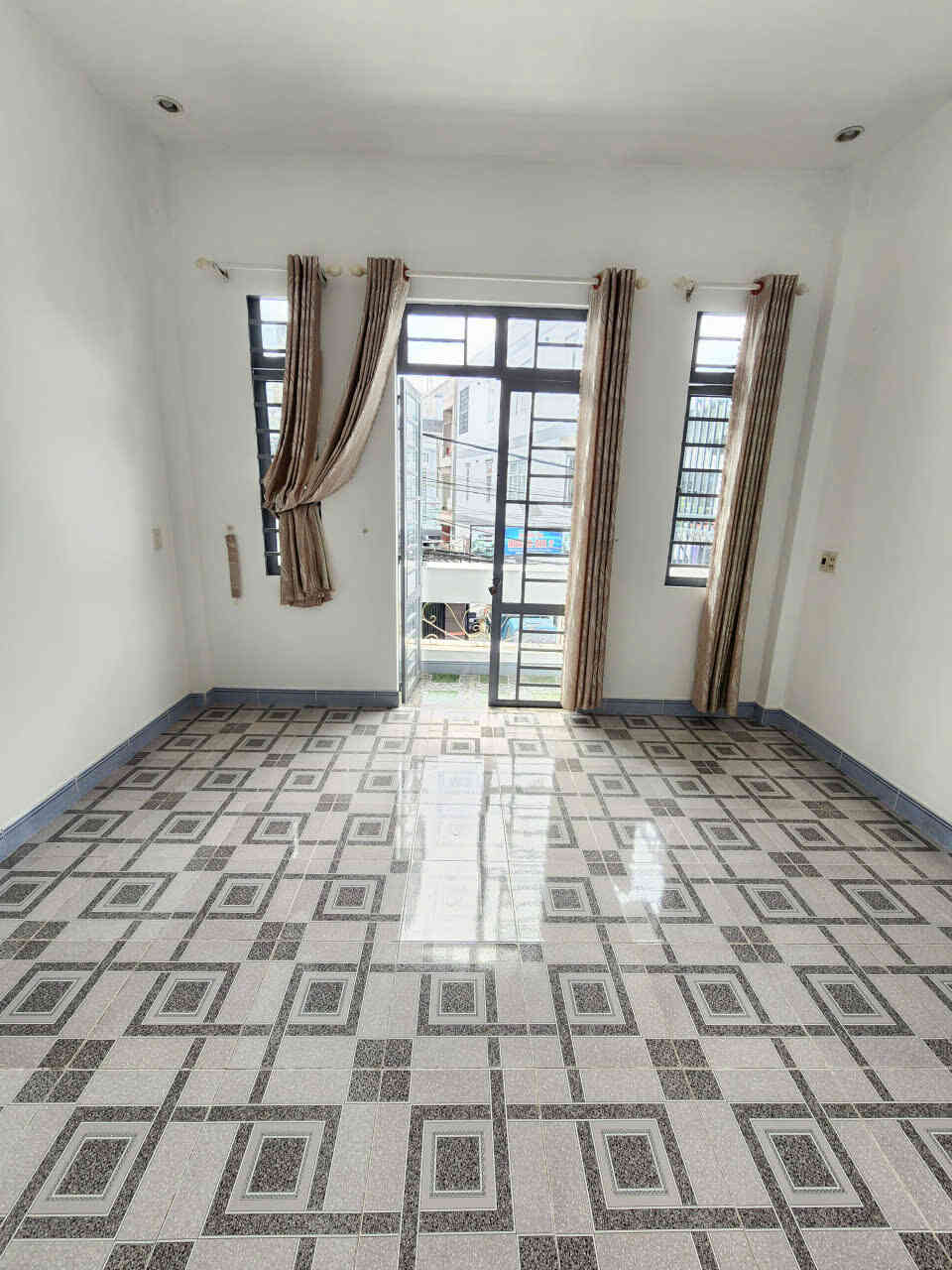 htl8129-(11)_optimized