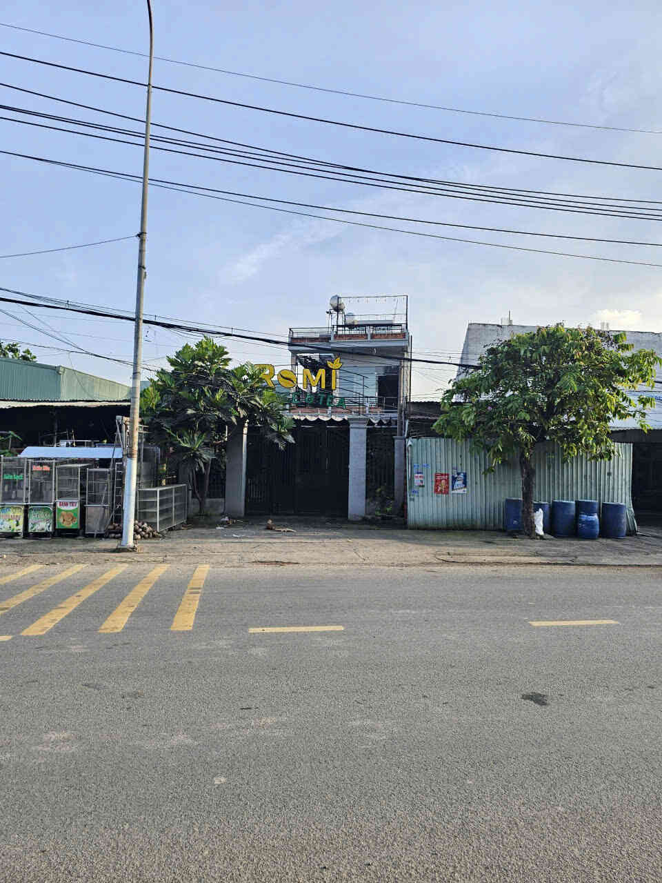 Bán nhà 1T1L 6.7x29m, mặt tiền đường ĐT.743C p.Tân Đông Hiệp