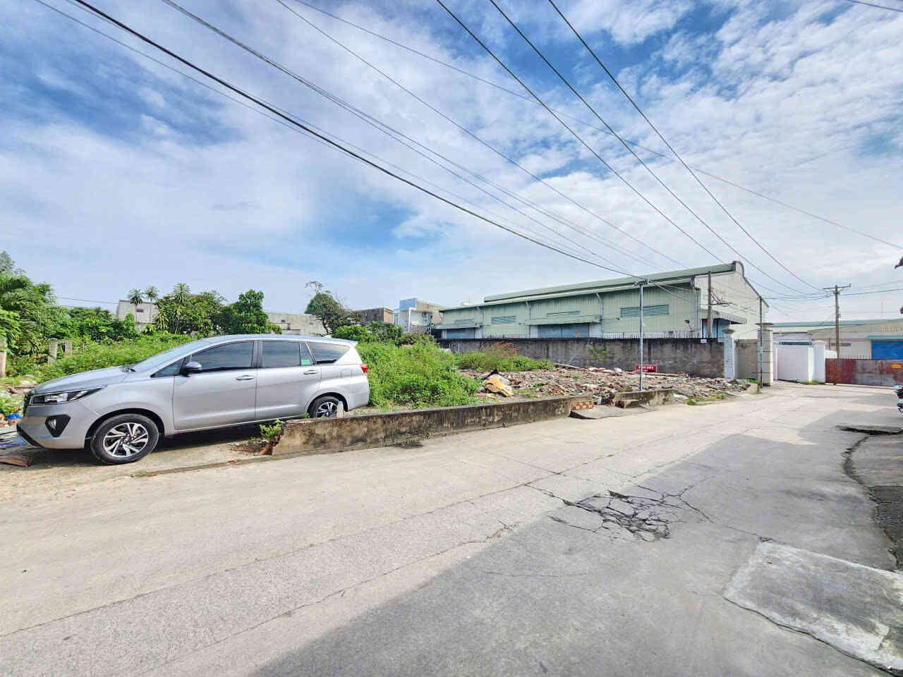 Bán lô góc 28.5x24m, hẻm Lê Thị Trung p. An Phú gần chợ An Cơ