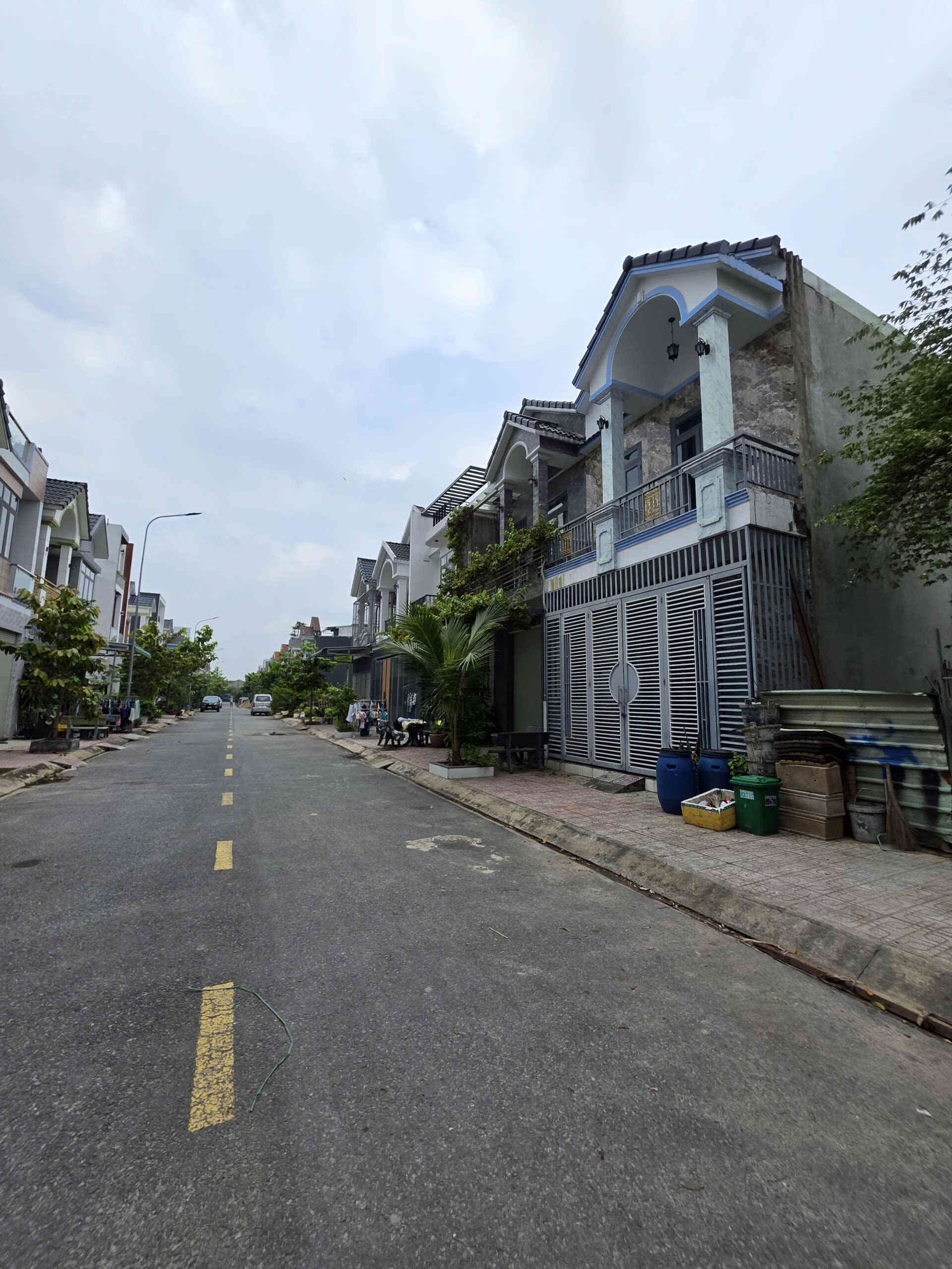 Bán nhà 1T1L 5x12.5m hoàn công, đường N5 KDC Phú Hồng Thịnh 8 p.Bình Chuẩn