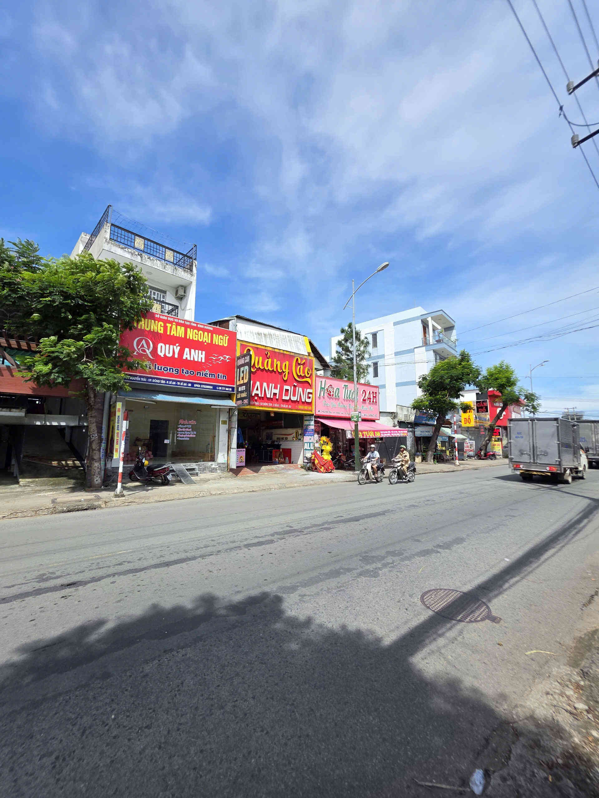 Bán đất 1199.5m2, mặt tiền sầm uất Nguyễn Trãi p.Dĩ An kế Ngã Ba Ông Xã