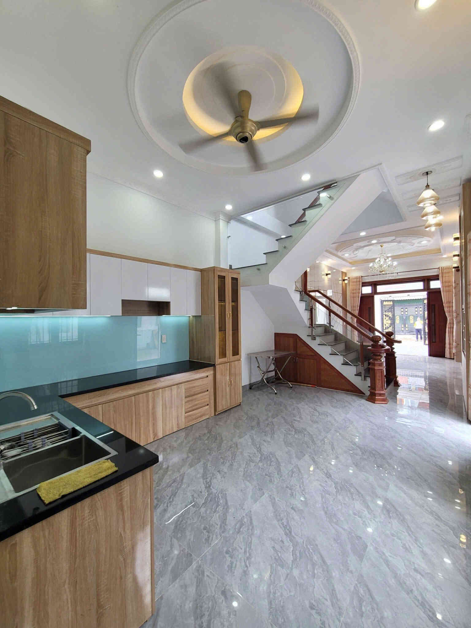 htl8395-(12)_optimized