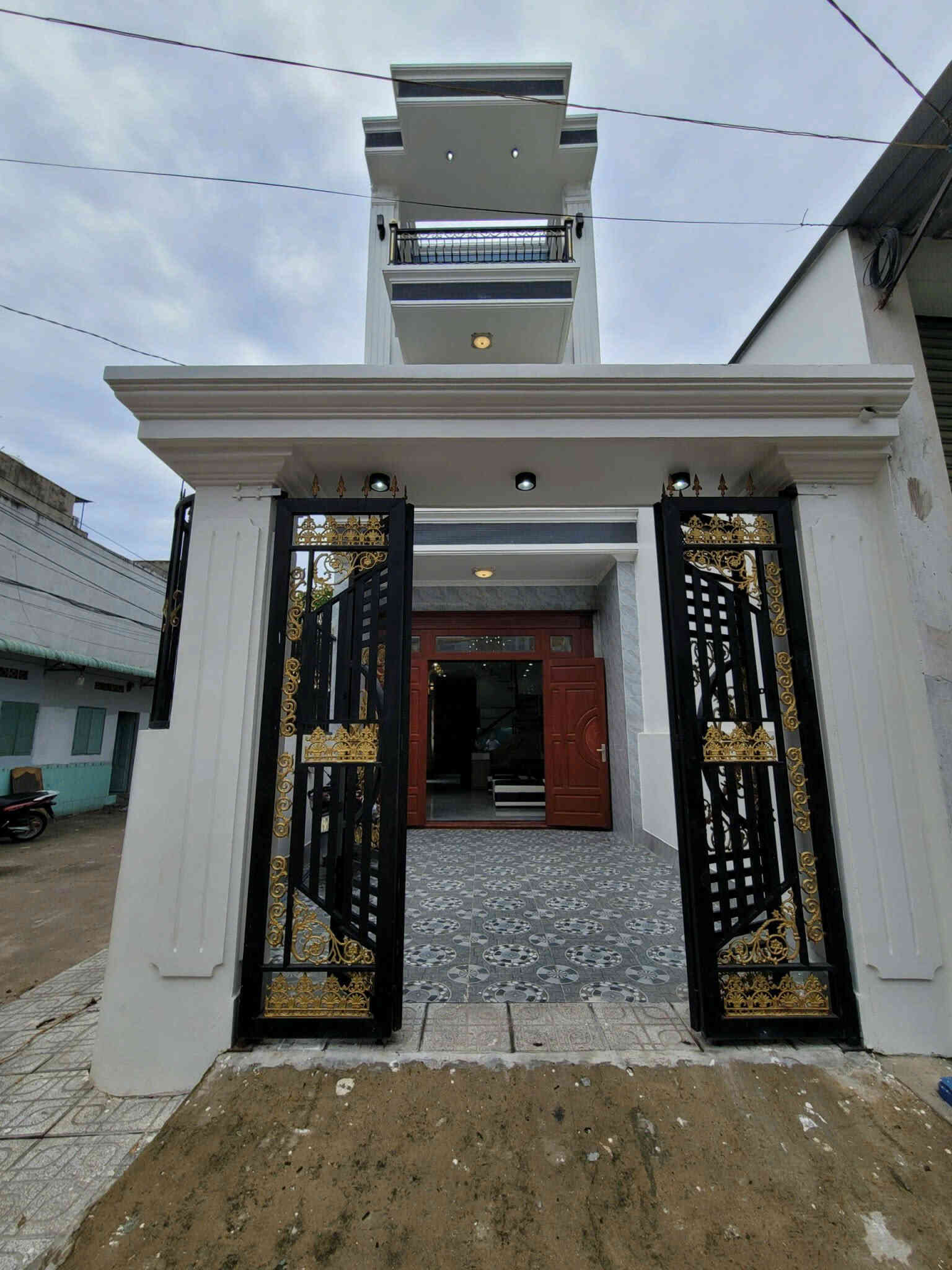 htl8395-(5)_optimized