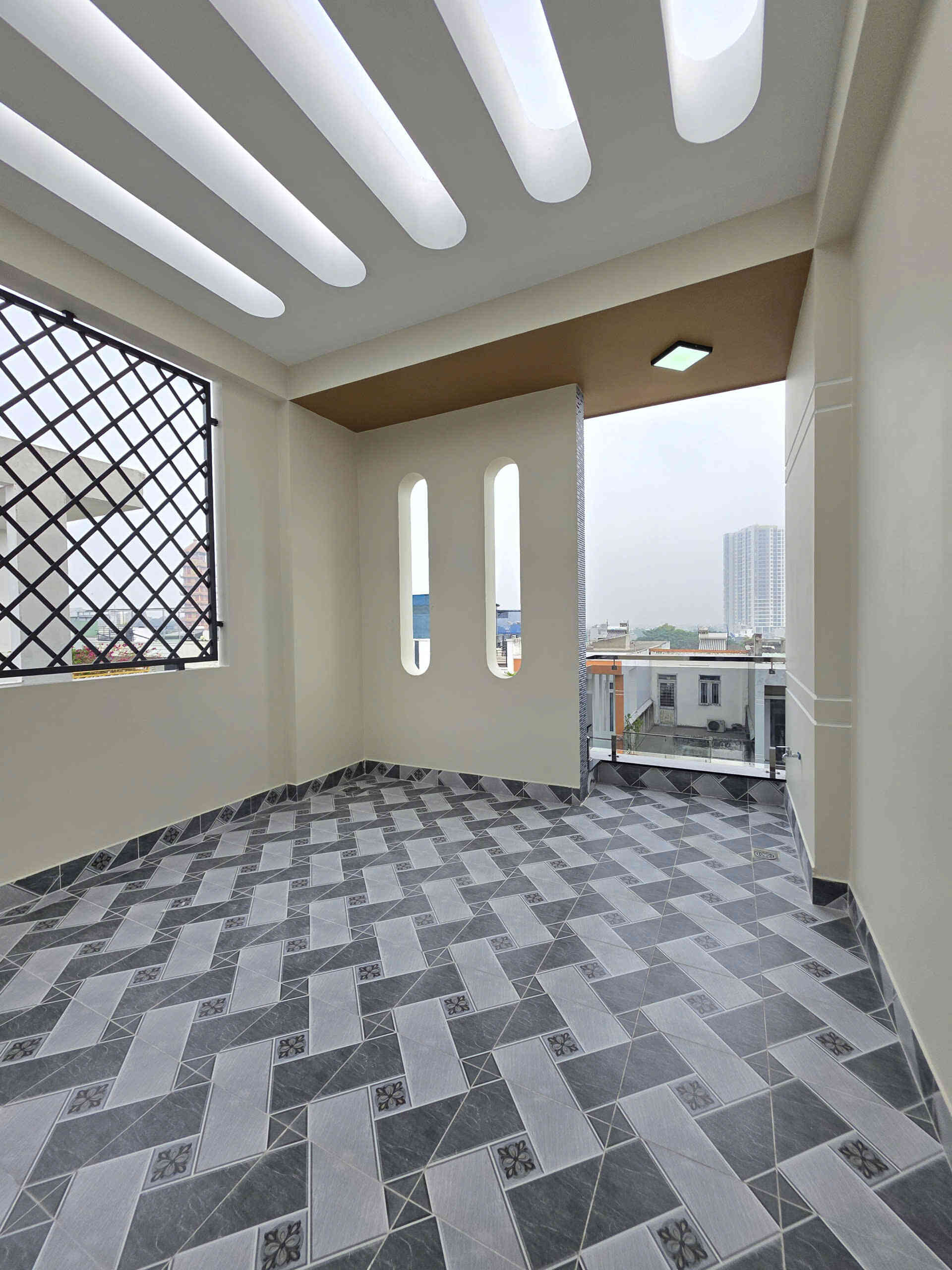 htl7147-(22)_optimized