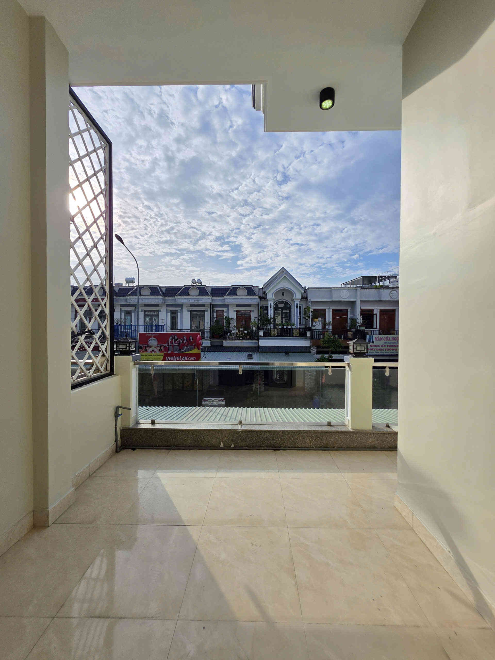 htl8176-(12)_optimized