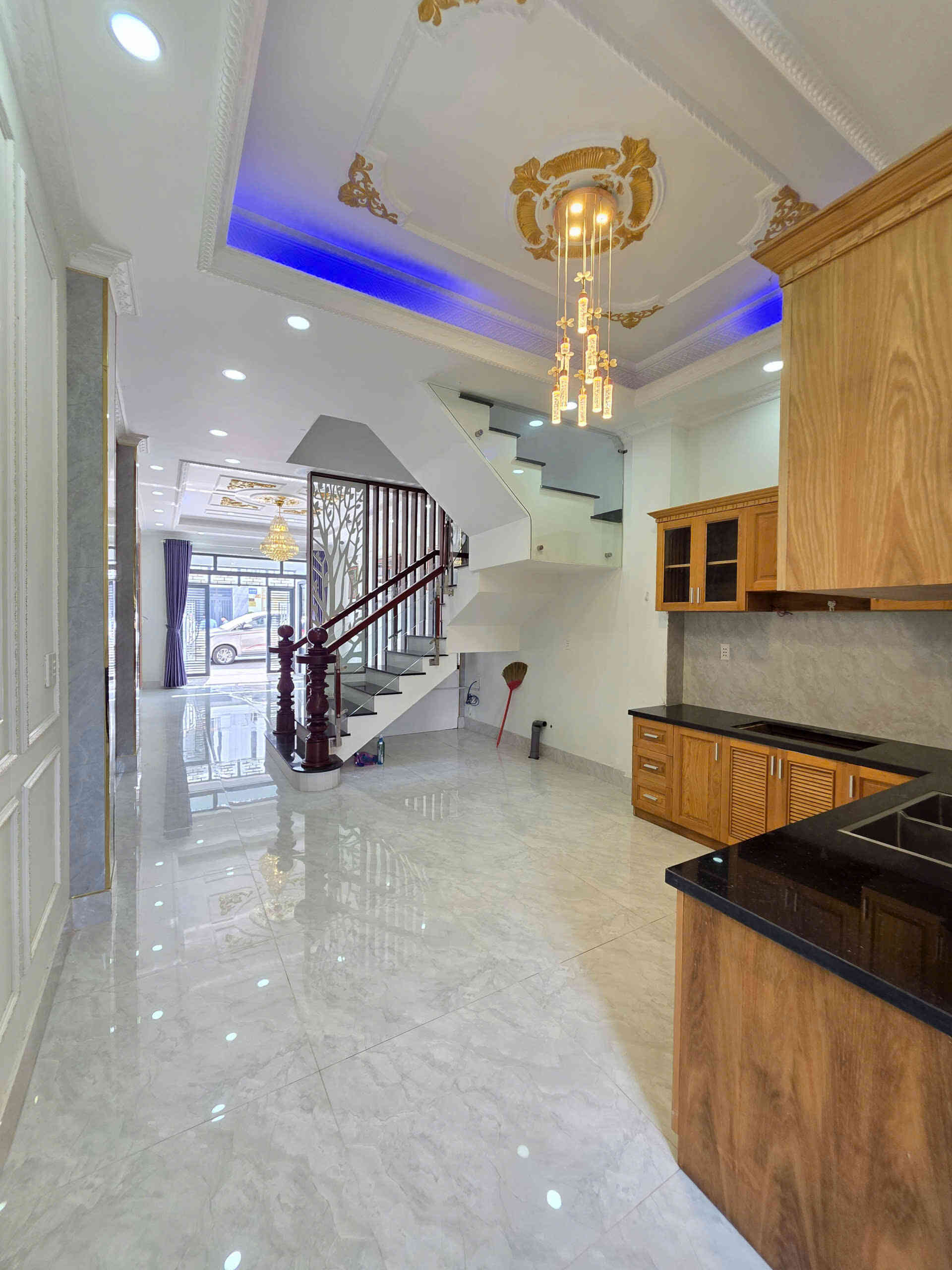 htl8378-(10)_optimized