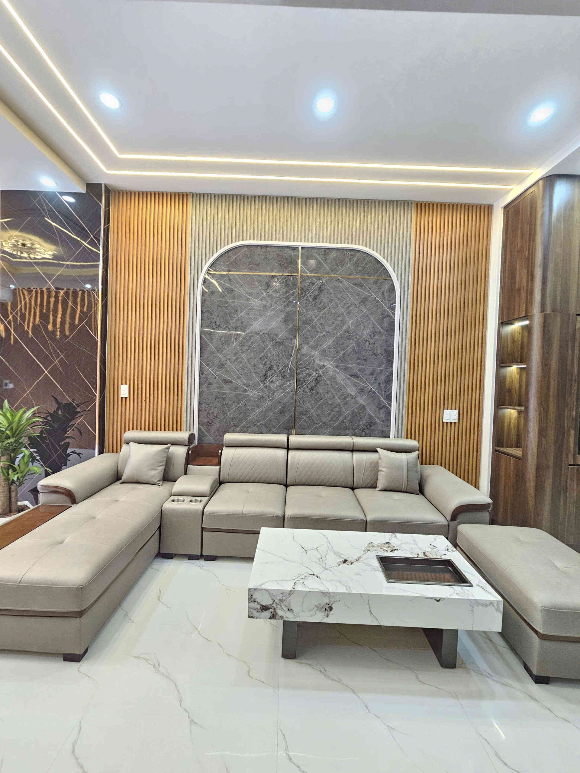 htl8408-(6)_optimized