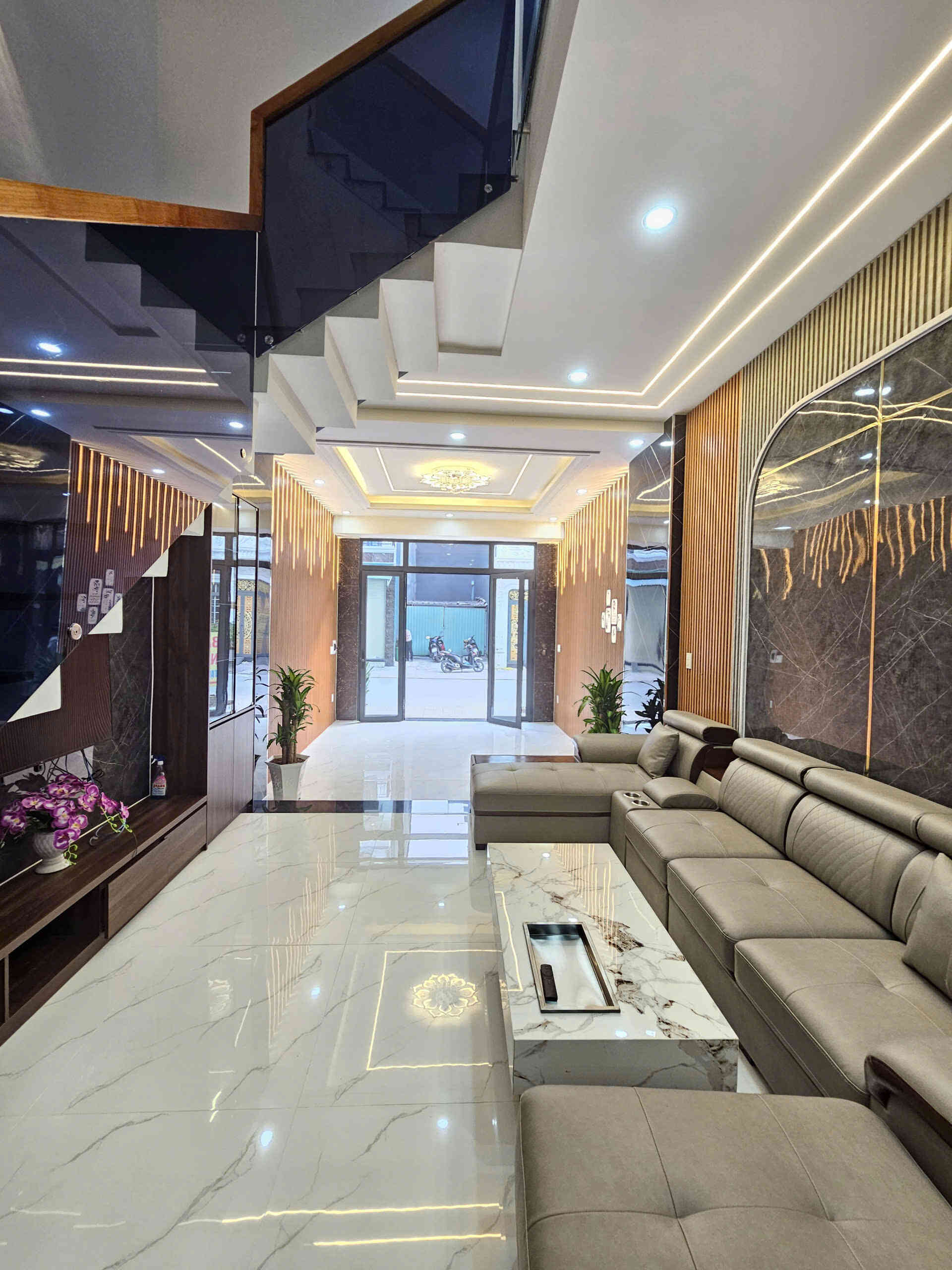 htl8408-(7)_optimized