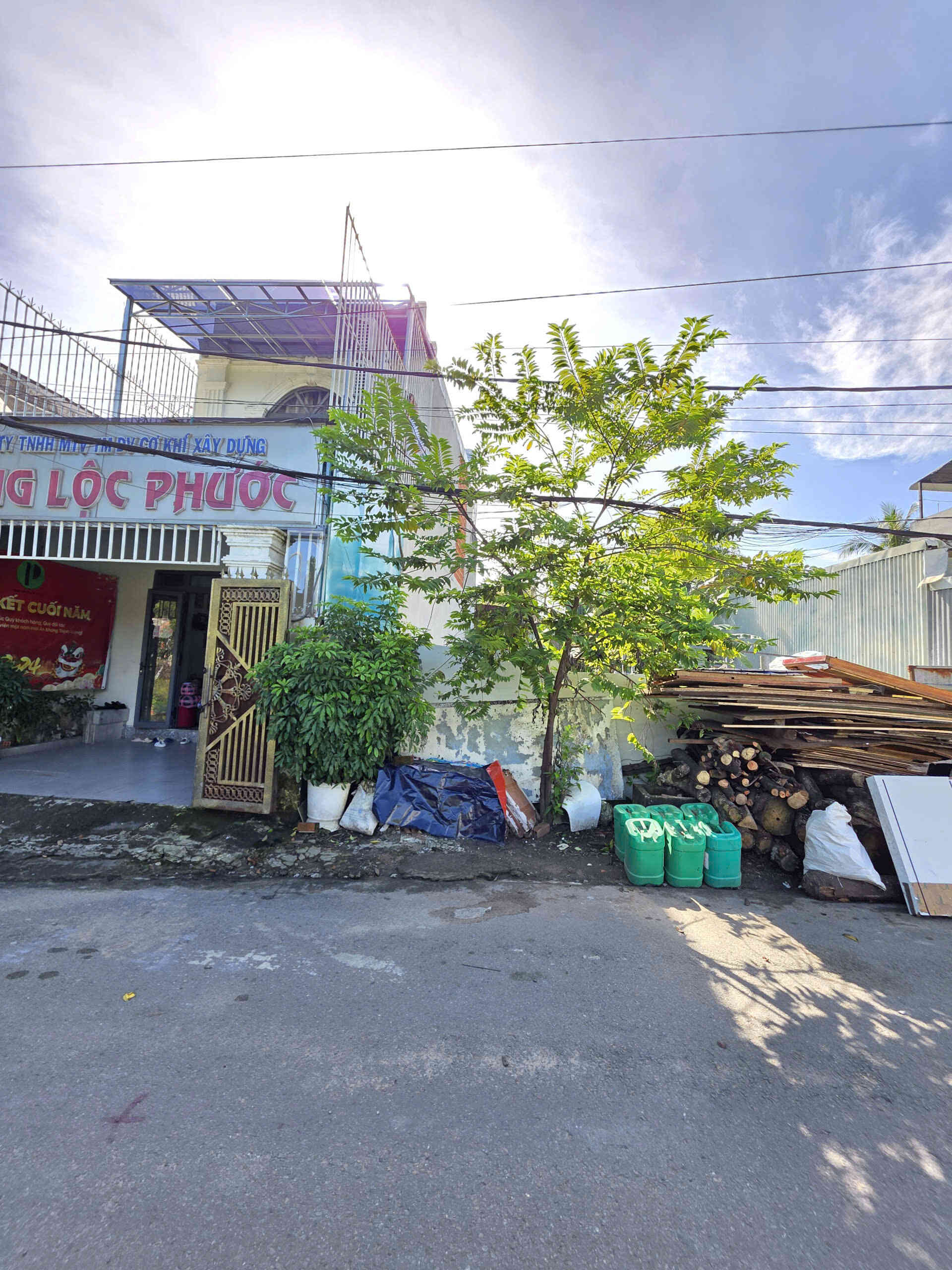 Bán đất 5x16.3m, mặt tiền đường Chùa Tân Long p. Tân Bình