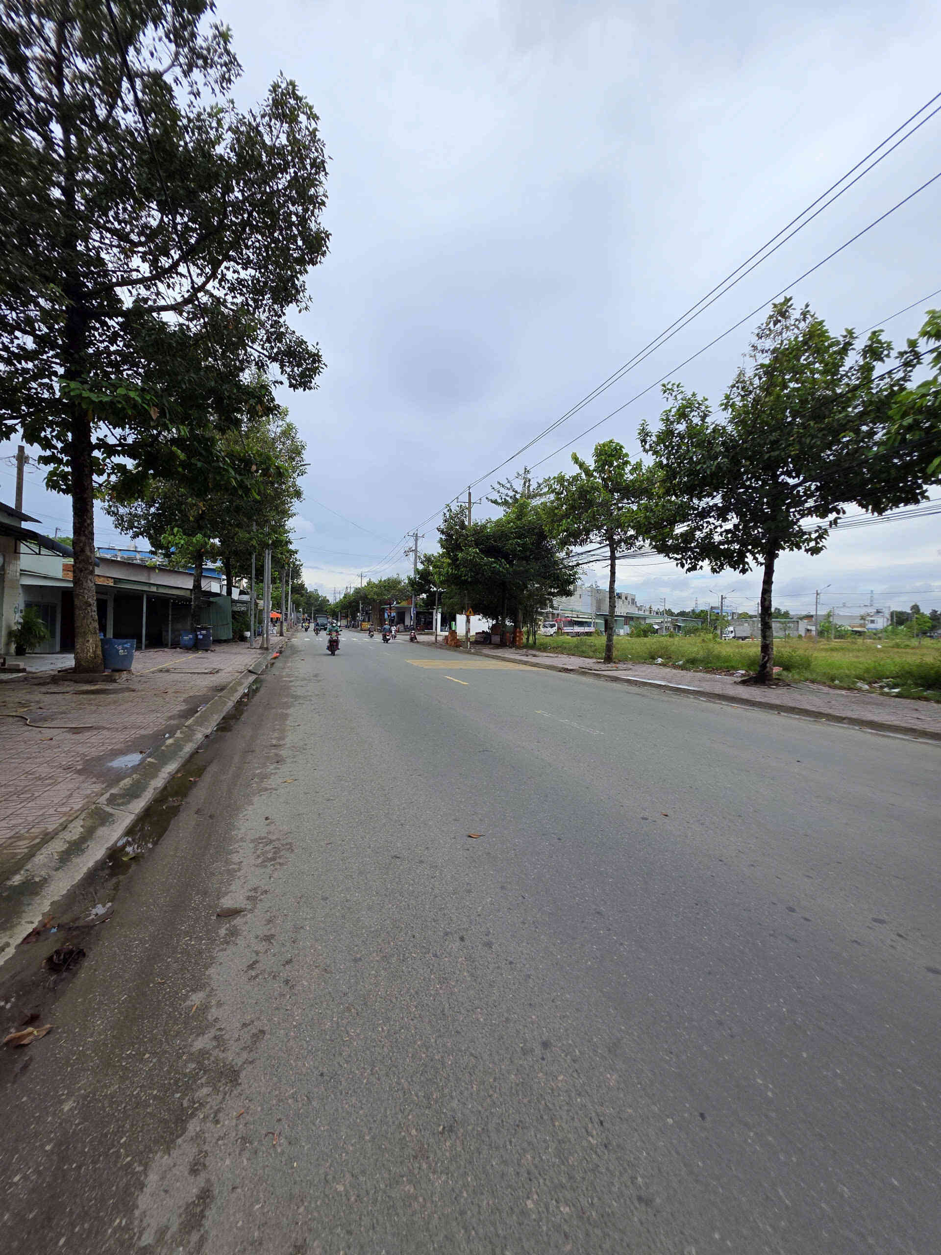 Bán đất 5x18m, mặt tiền Phạm Văn Diêu p. Tân Hạnh, thổ cư 100%