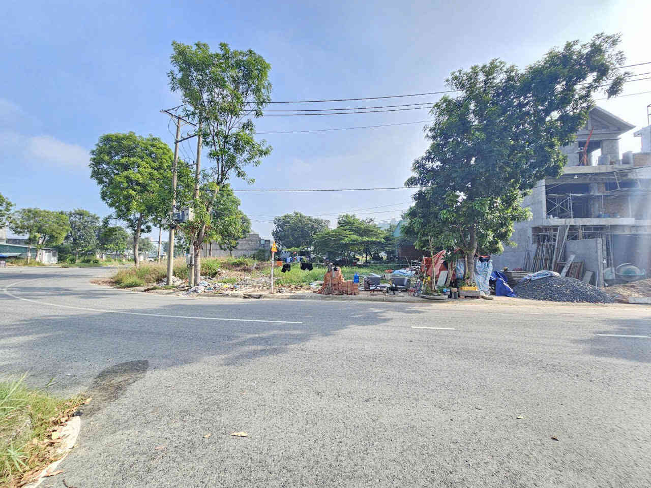 Bán đất biệt thự 7.5x20m, đường D6 (rộng 32m) KDC Châu Thới p. Bình An gần trường cấp 1