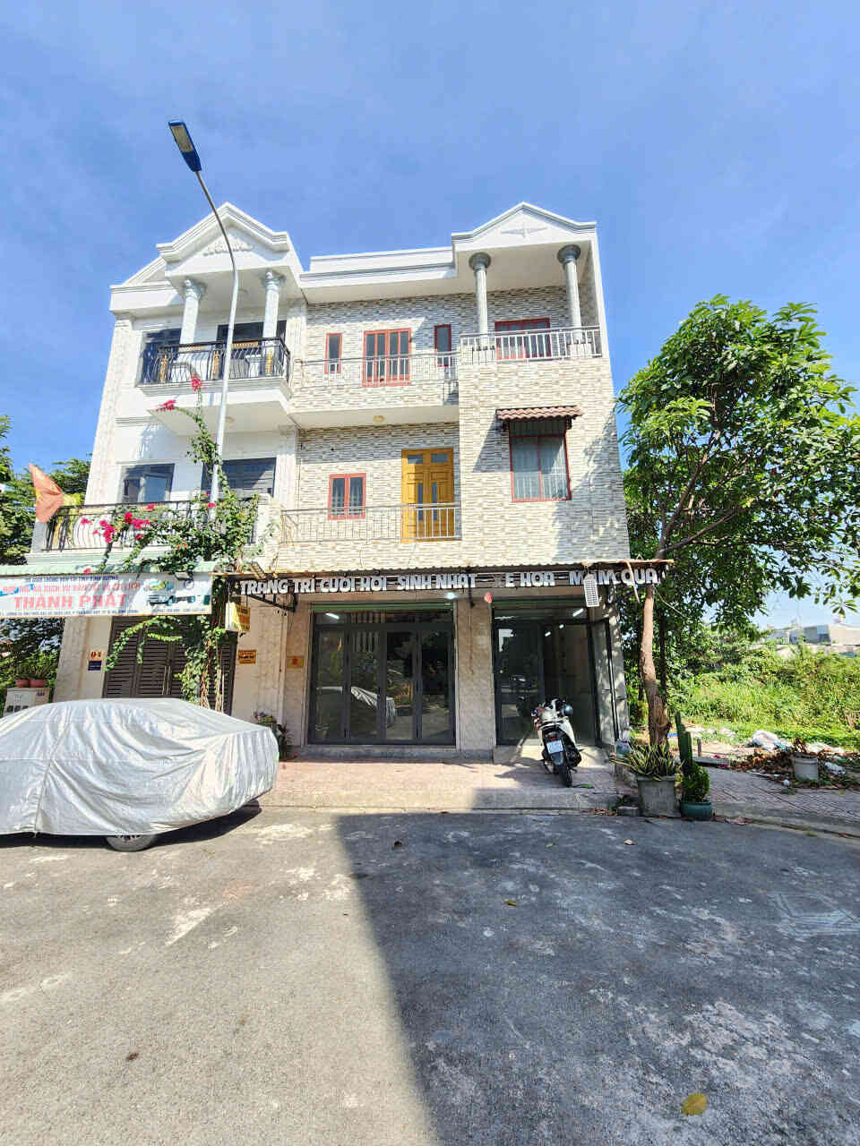 Bán nhà 1T2L 6.8x12.3m, đường D5 KDC Phúc Đạt p.Tân Đông Hiệp