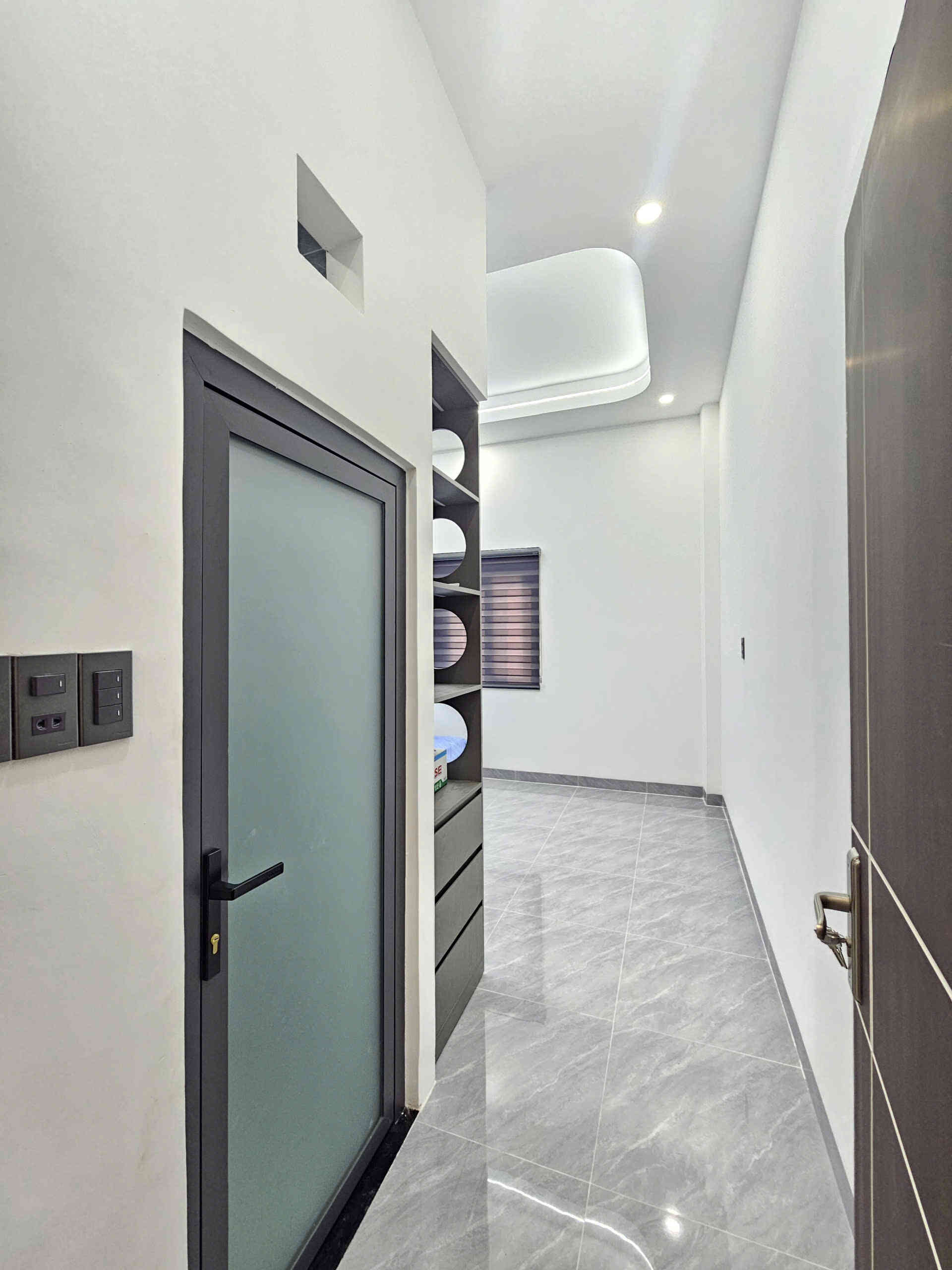 Bán nhà mới 1T2L 4.5x15m hoàn công, đường N1 KDC Lê Phong An Phú 1 p.An Phú, full nội thất