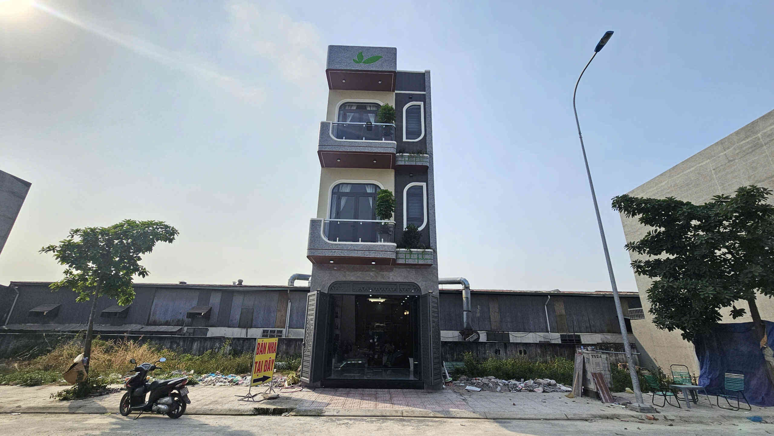 Bán nhà mới 1T2L 4.5x15m hoàn công, đường N1 KDC Lê Phong An Phú 1 p.An Phú, full nội thất