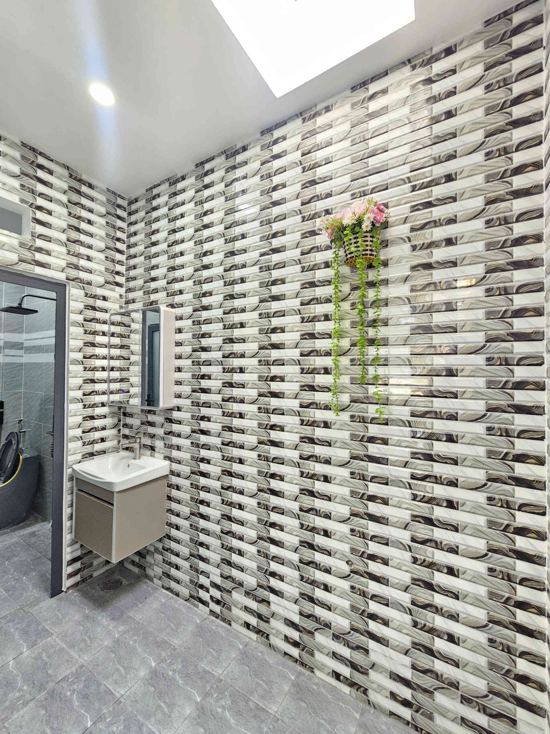 Bán nhà mới 1T2L 4.5x15m hoàn công, đường N1 KDC Lê Phong An Phú 1 p.An Phú, full nội thất