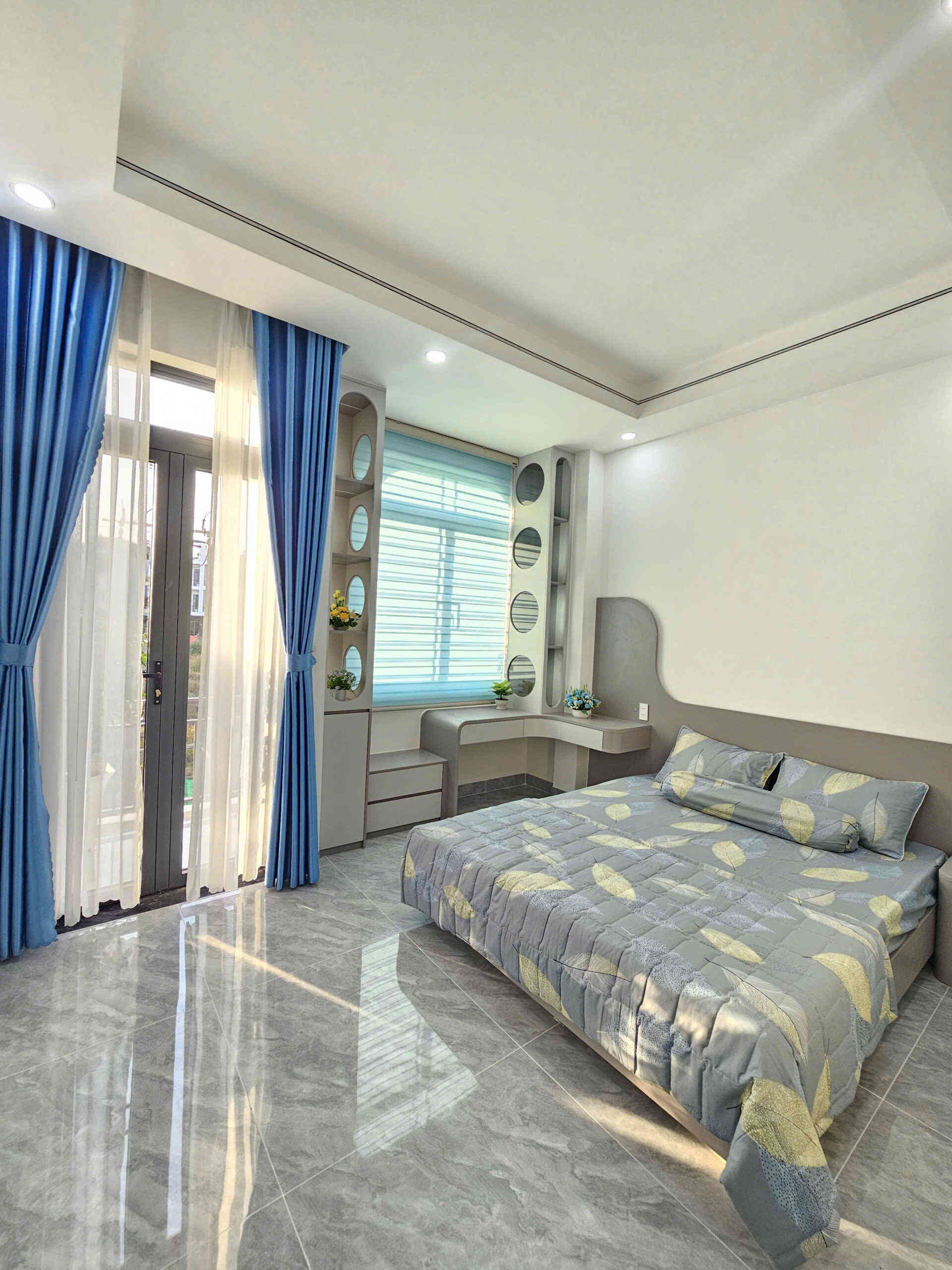 Bán nhà mới 1T2L 4x15m, đường D7 KDC Phú Huy, full nội thất (Không vướng cống, tủ điện)