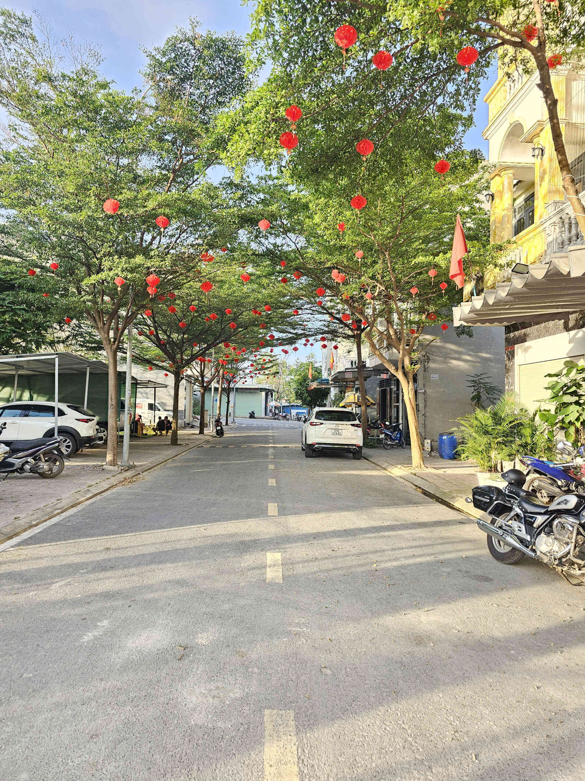 Bán nhà mới 1T2L 4x15m, đường D7 KDC Phú Huy, full nội thất (Không vướng cống, tủ điện)