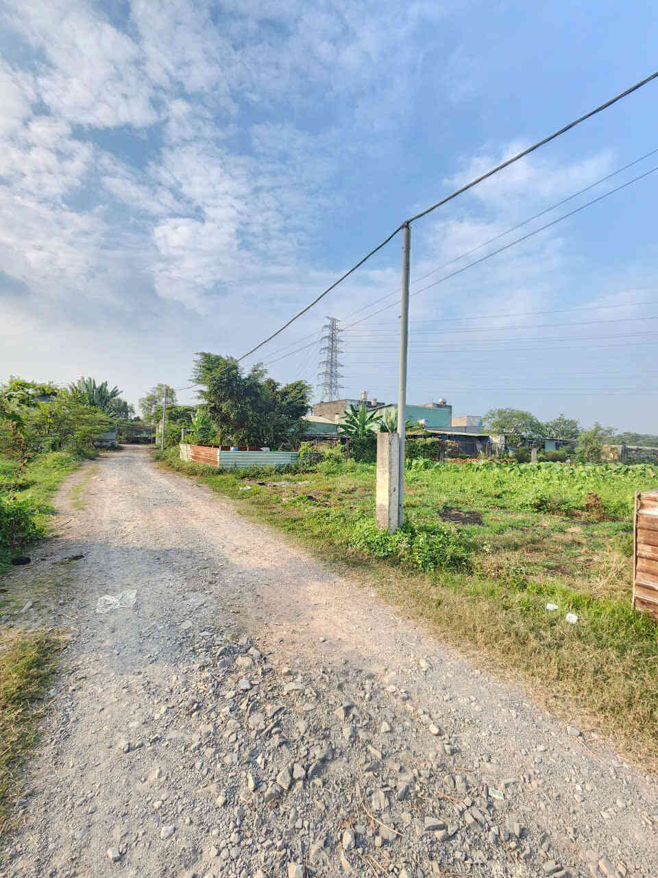 Bán đất 5.8x20m, hẻm Bùi Thị Xuân p. Tân Bình