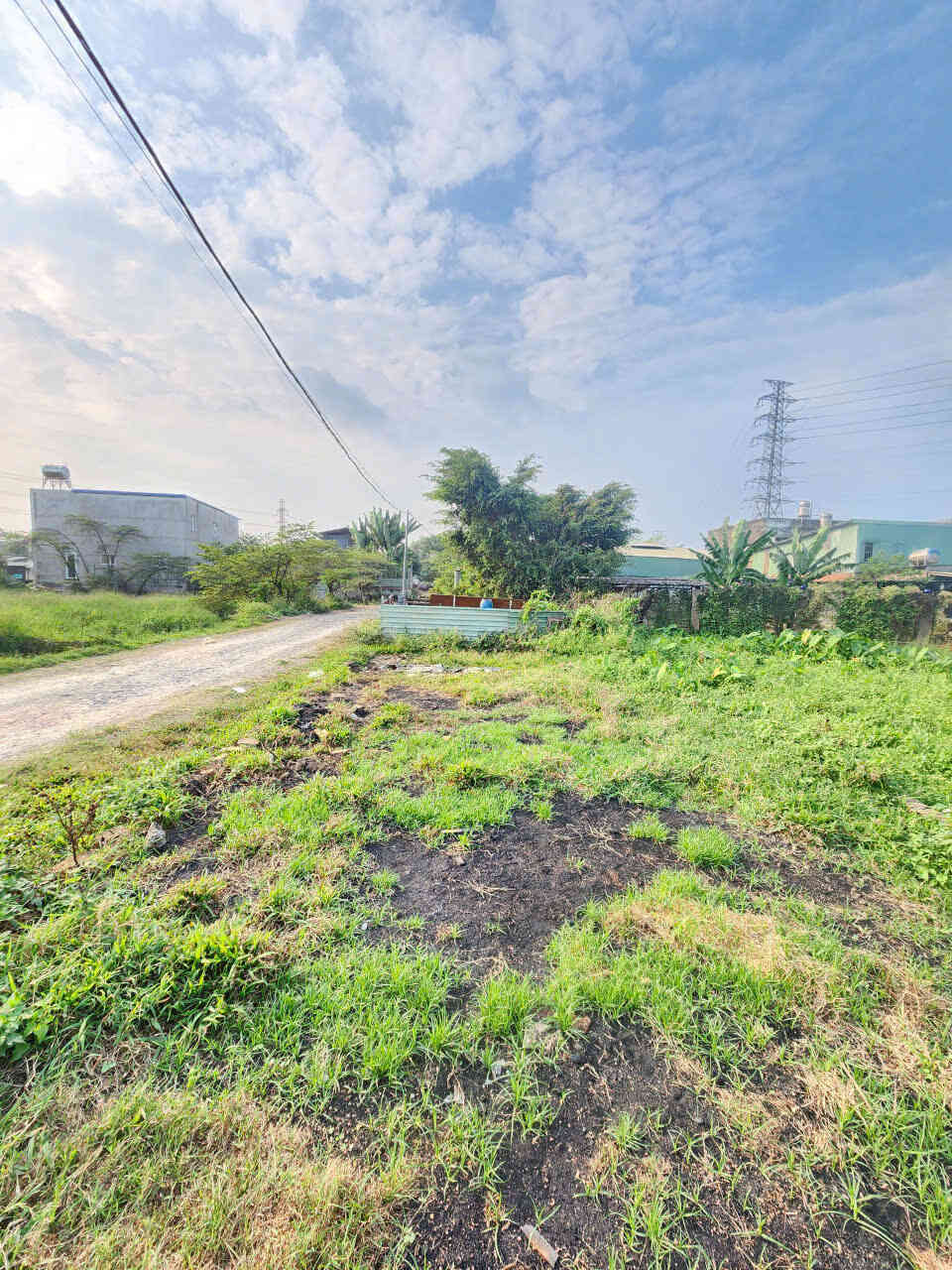 Bán đất 5.8x20m, hẻm Bùi Thị Xuân p. Tân Bình