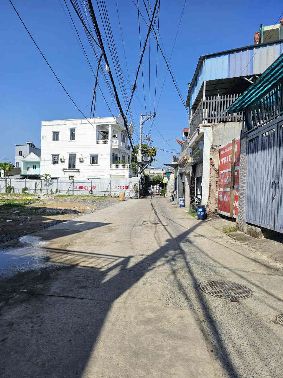 Bán đất 4x33m, hẻm Nguyễn Thị Minh Khai gần Ngã Tư Chiêu Liêu