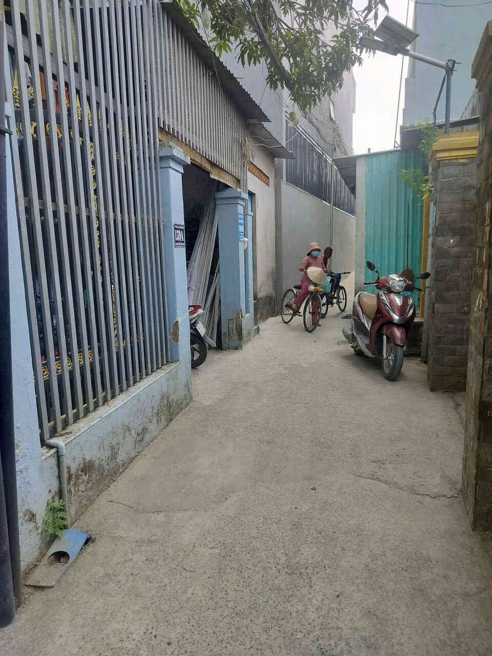 Bán nhà cấp 4 (5.9x18.5m), hẻm Chòm Sao p. Hưng Định gần chợ Búng