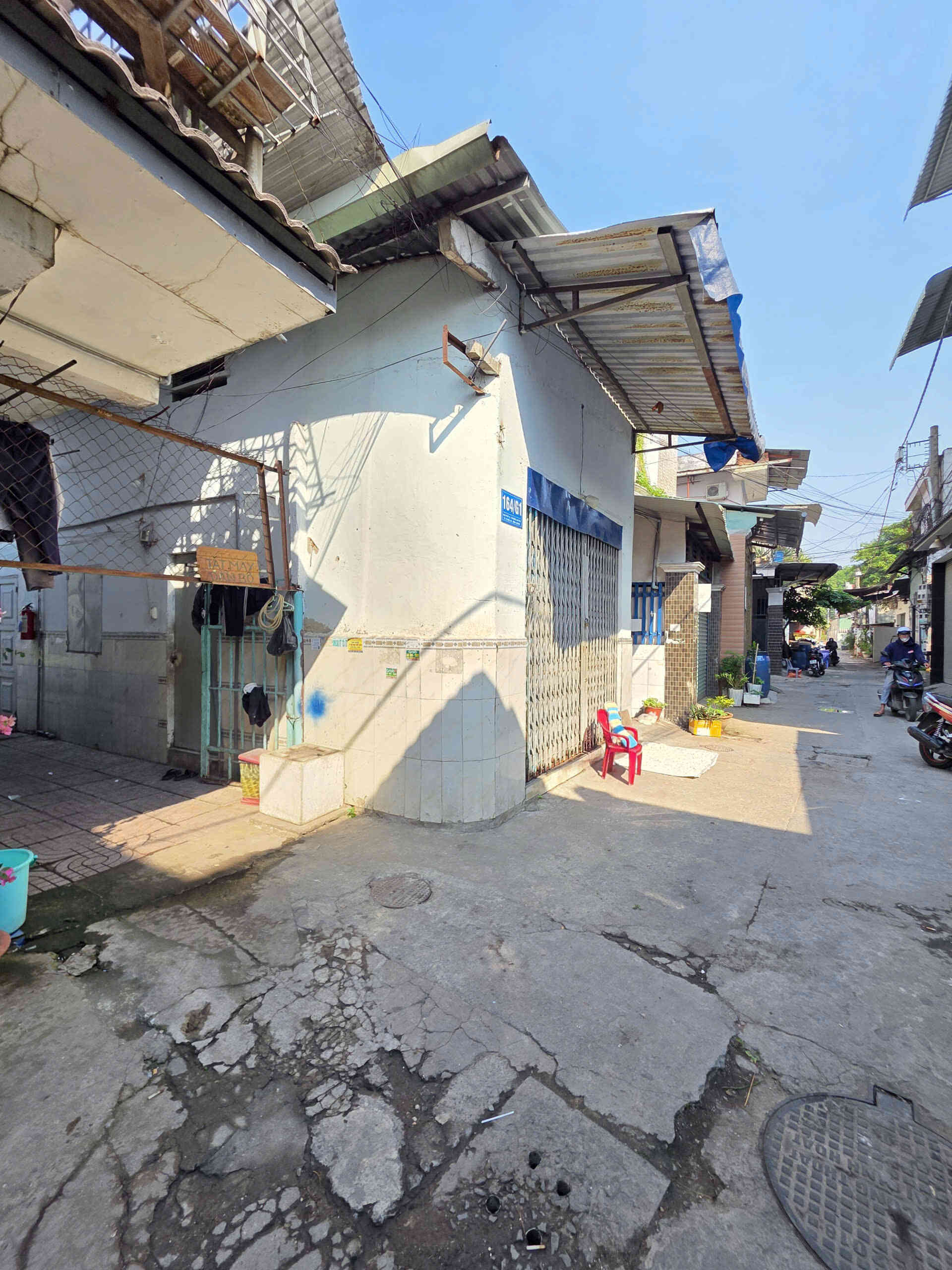 Bán dãy trọ 1T1L 15x37m, hẻm An Phú 03 p. An Phú gần vòng xoay An Phú, thu 30tr/th