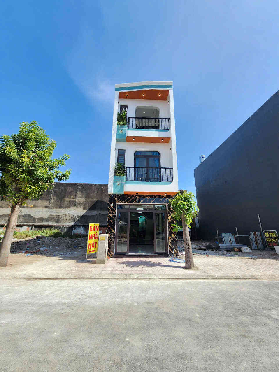 Bán nhà mới 1T2L 4x16.5m, đường N1 KDC Lê Phong An Phú 3 p. An Phú, full nội thất