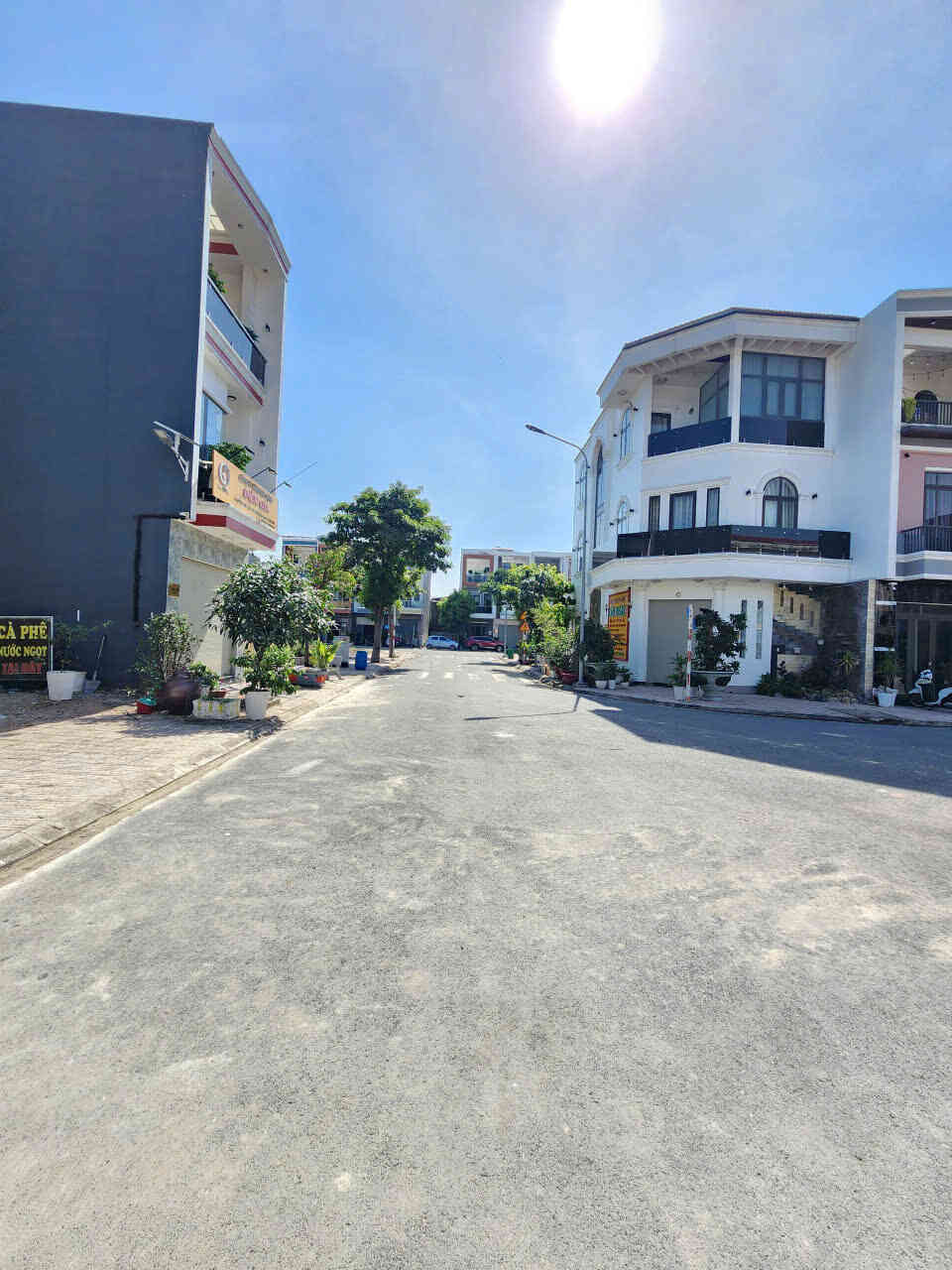 Bán nhà mới 1T2L 4×16.5m, đường N1 KDC Lê Phong An Phú 3 p. An Phú, full nội thất