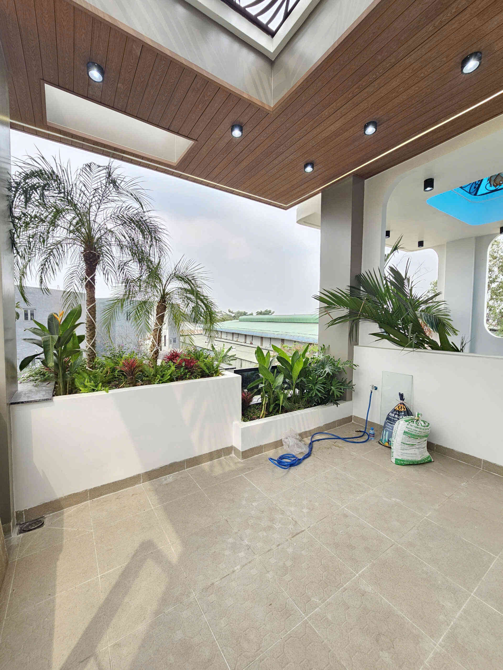 Bán nhà mới 1T2L 4x16m, đường N1 KDC Lê Phong Bình Chuẩn 1 p. Bình Chuẩn, full nội thất