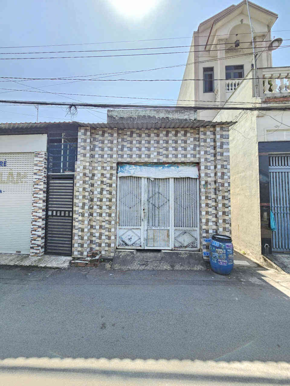 Bán dãy trọ 4.9x21m, mặt tiền Phan Bội Châu p. Dĩ An gần Ngã Ba Ông Xã, thu 5.5tr/th