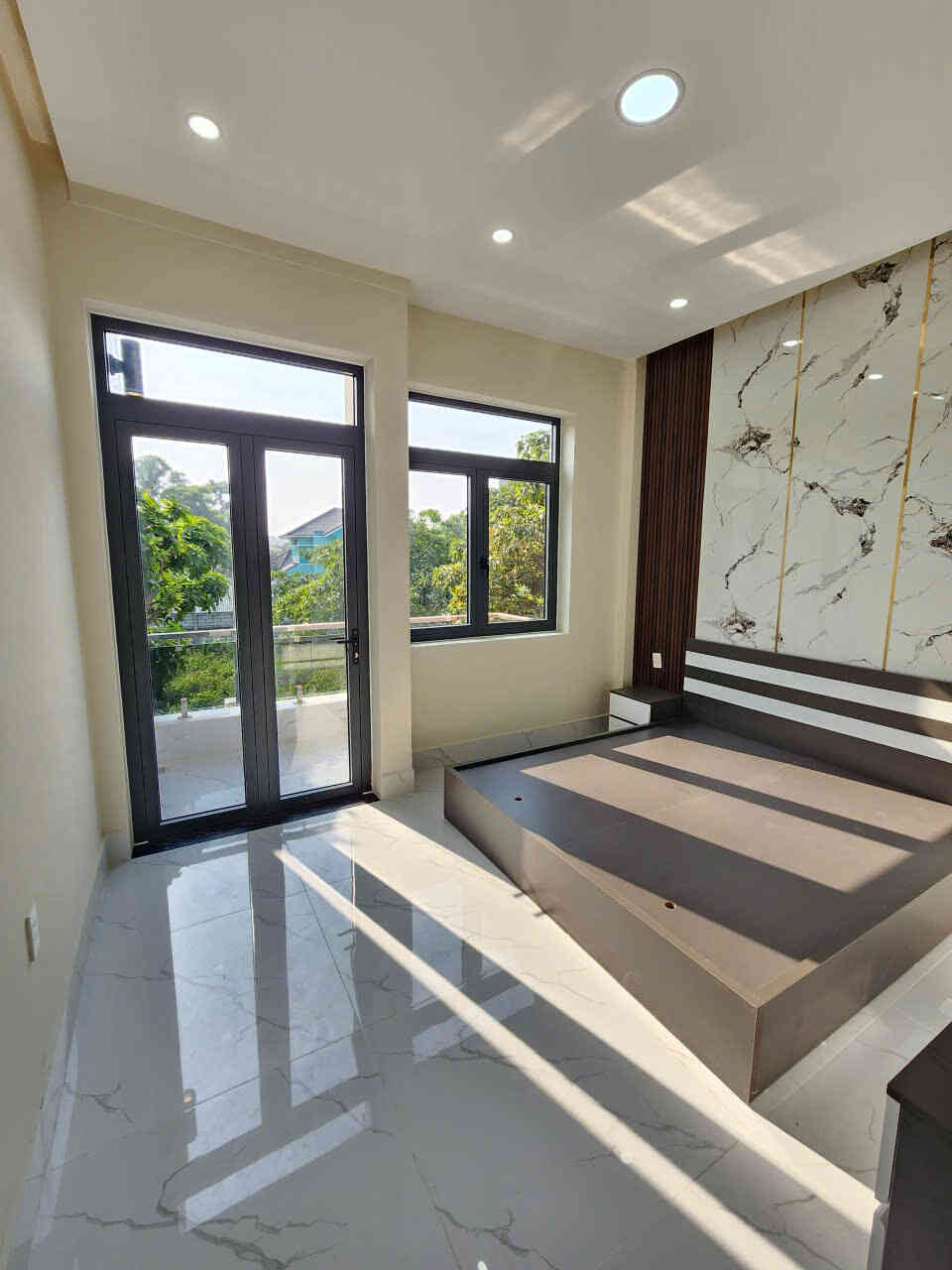 Bán nhà mới 1T2L 4x17m, đường N1 KDC Lê Phong An Phú 2 p. An Phú, full nội thất