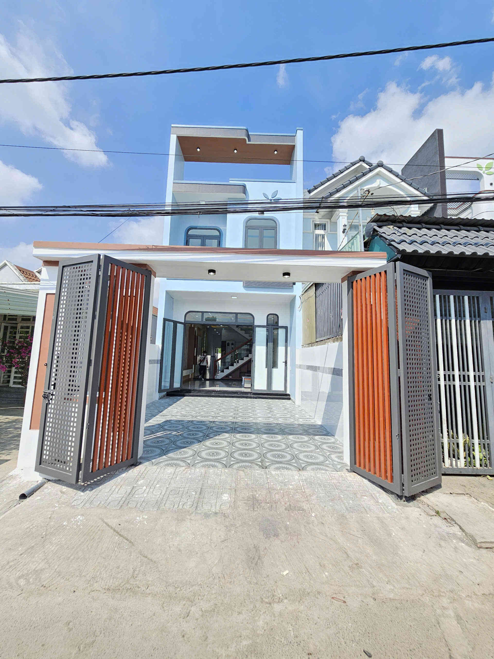 Bán nhà mới 1T1L 5x23m, hẻm Phạm Văn Diêu p. Biên Hòa