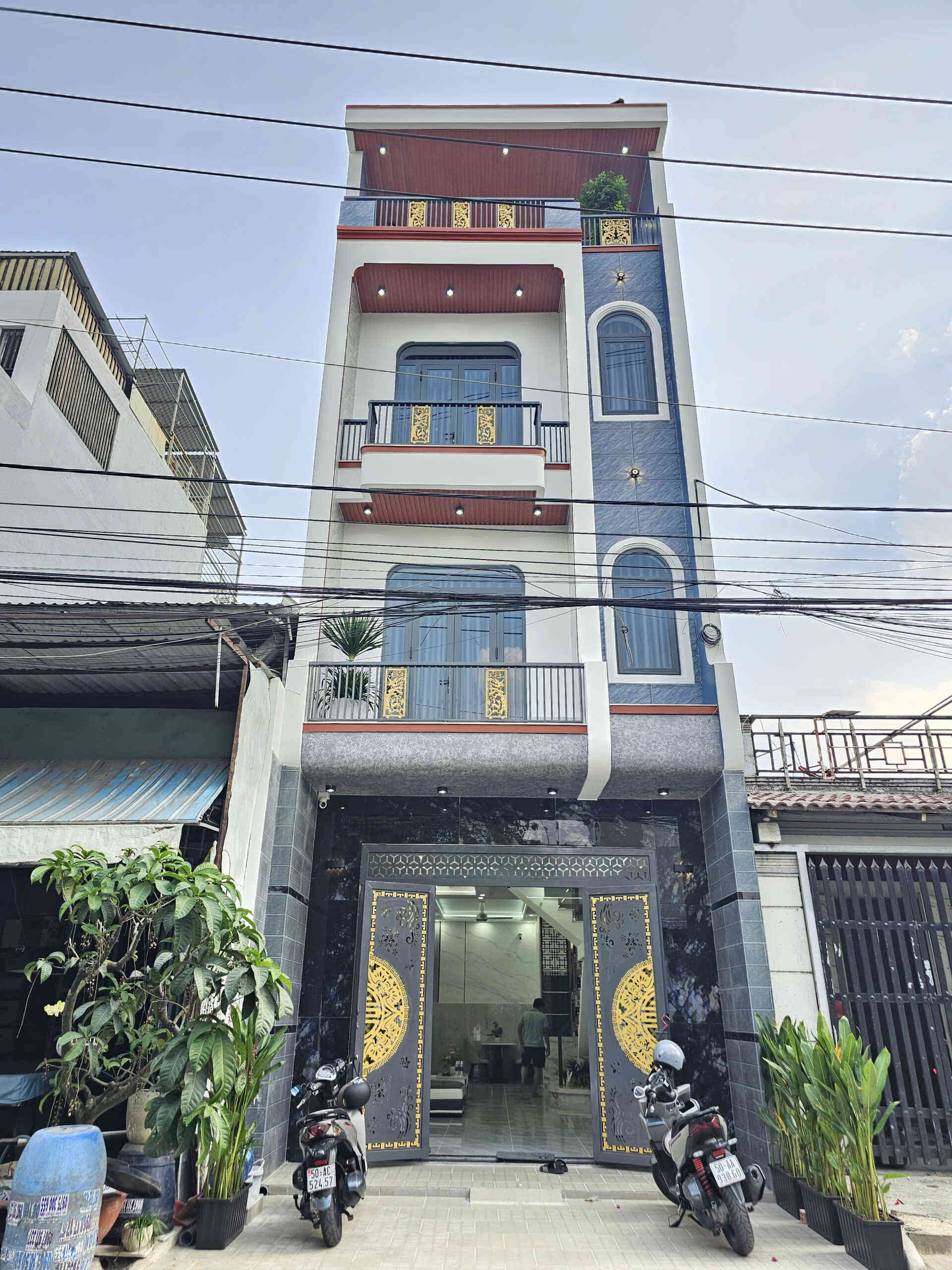 Bán nhà mới 1T2L 5x13.5m hoàn công, đường số 1 KDC Trường Sơn p. An Phú, full nội thất
